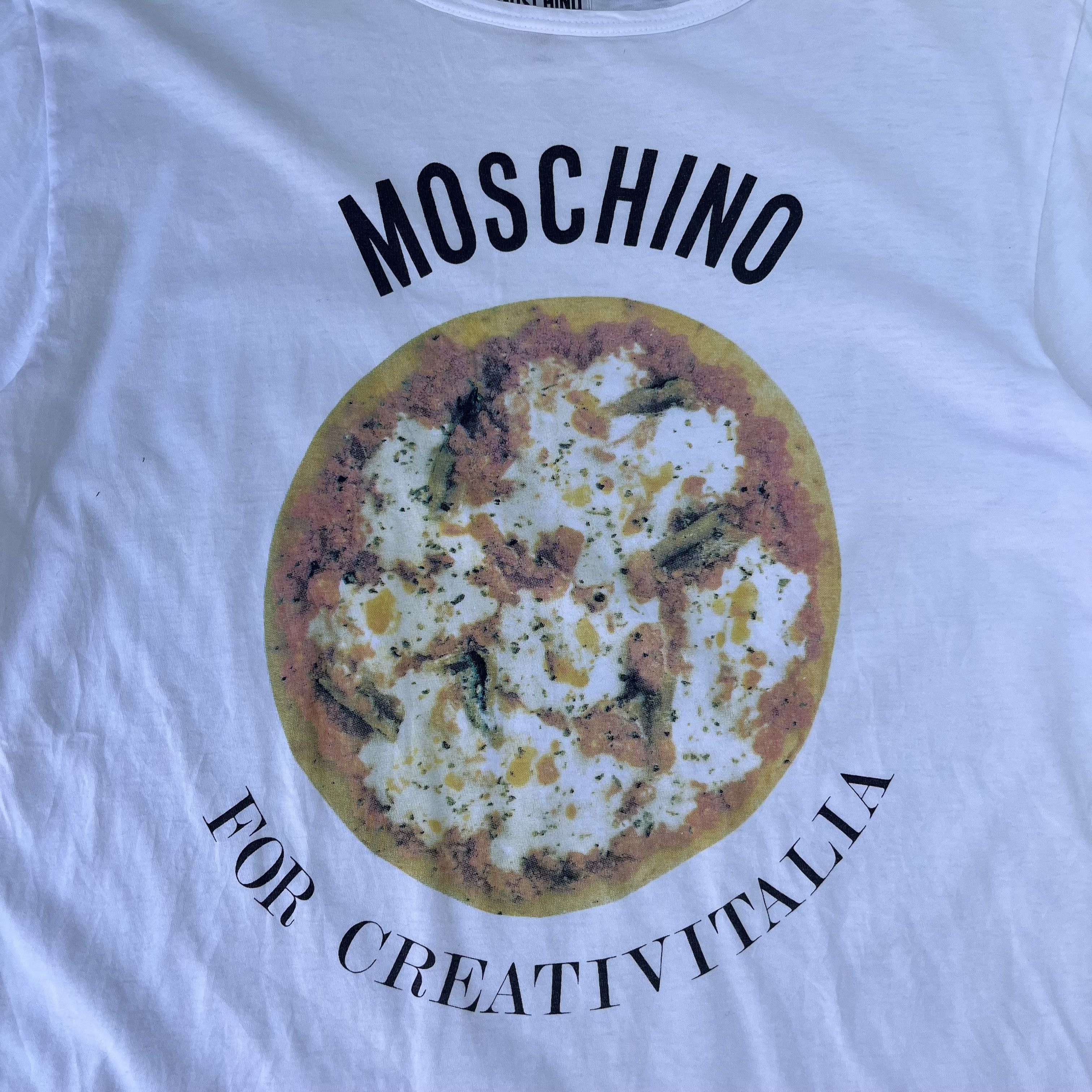 Moschino Vintage moschino pizza tee Size US M / EU 48-50 / 2 - 2 Thumbnail