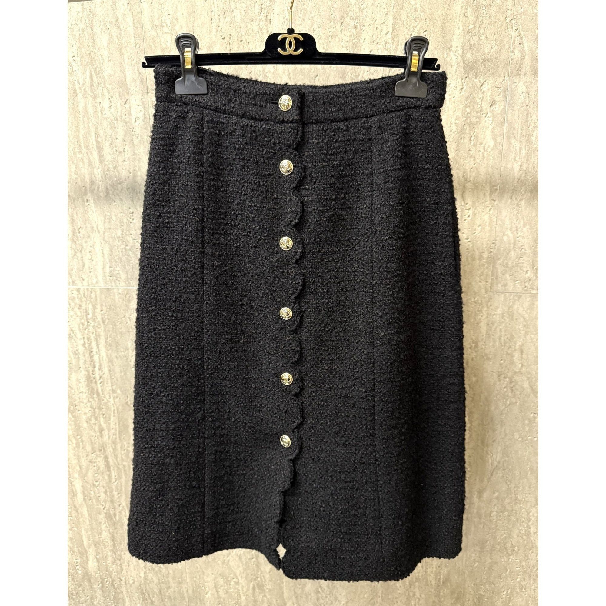 Chanel Chanel Black Tweed Button-Front Midi Skirt Size 38 Made In F Size 38" / US 16 / IT 52 - 1 Thumbnail