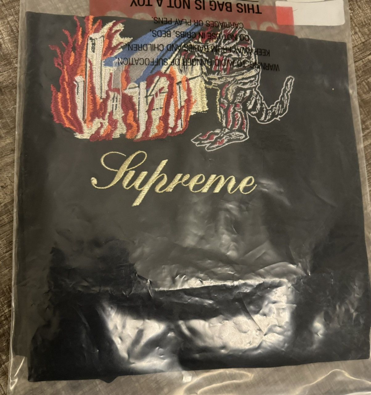 Supreme Supreme Monster S/S Top Size US L / EU 52-54 / 3 - 3 Thumbnail
