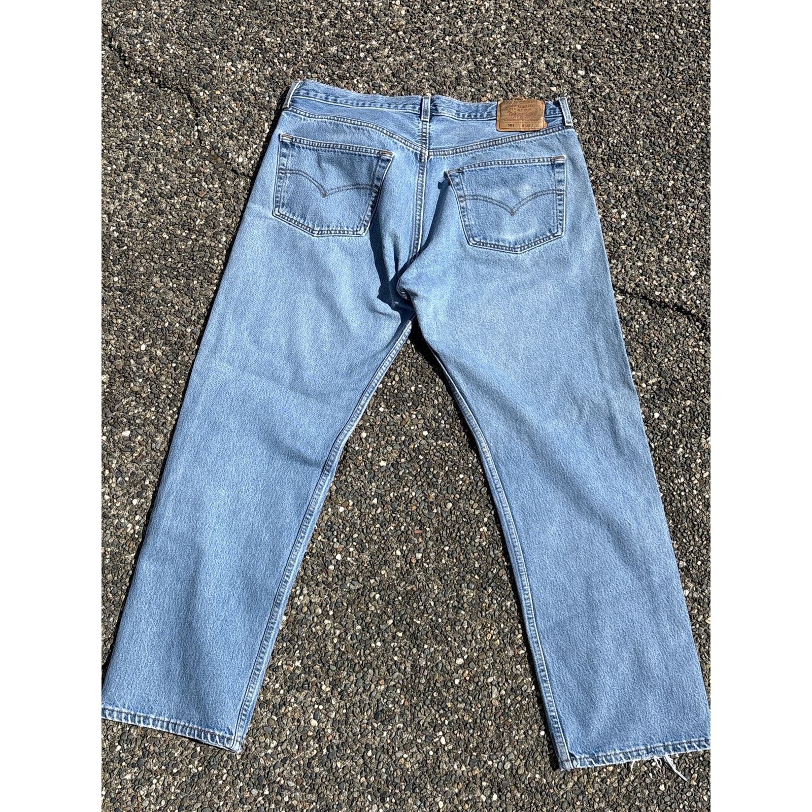 Levi's Vintage 90s Made in USA Levi’s 501 silver button fly 37x30 Size US 38 / EU 54 - 5 Thumbnail