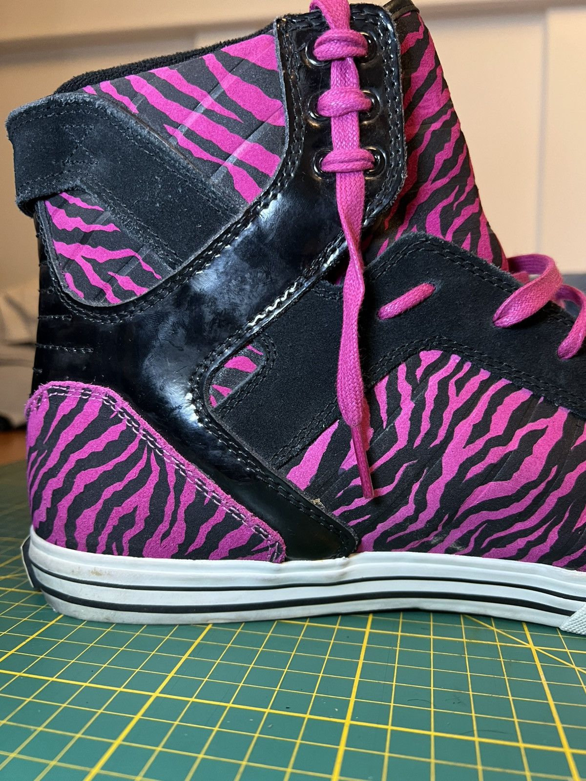 Supra Vintage Supra Muska Skytop Black Magenta Zebra Striped shoes Size US 13 / EU 46 - 13 Thumbnail