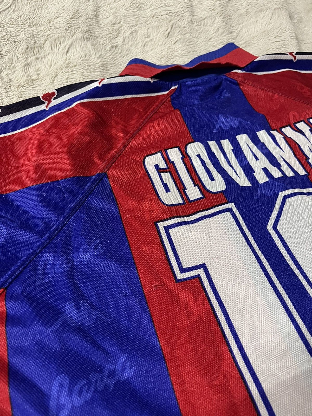 Kappa 1996-1997 FC Barcelona #10 Giovanni Football Jersey Vintage Size US XL / EU 56 / 4 - 12 Thumbnail