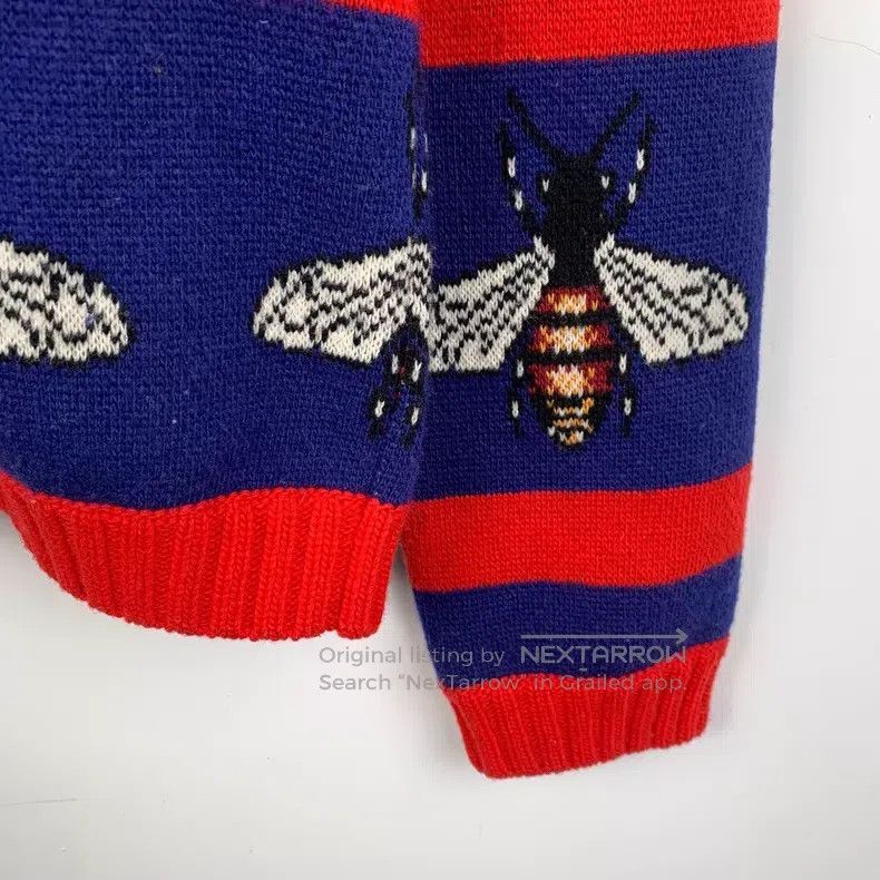Gucci Gucci Color-matched little bee pattern inlaid flower V-nec Size XS / US 0-2 / IT 36-38 - 4 Thumbnail