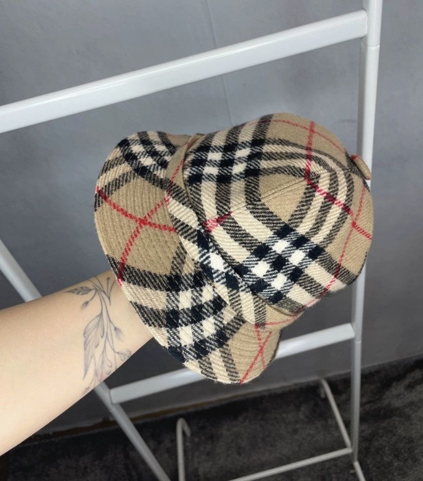 Burberry Vintage Burberrys Wool Hat Beige Brown Made in England 90s Size ONE SIZE - 1 Thumbnail