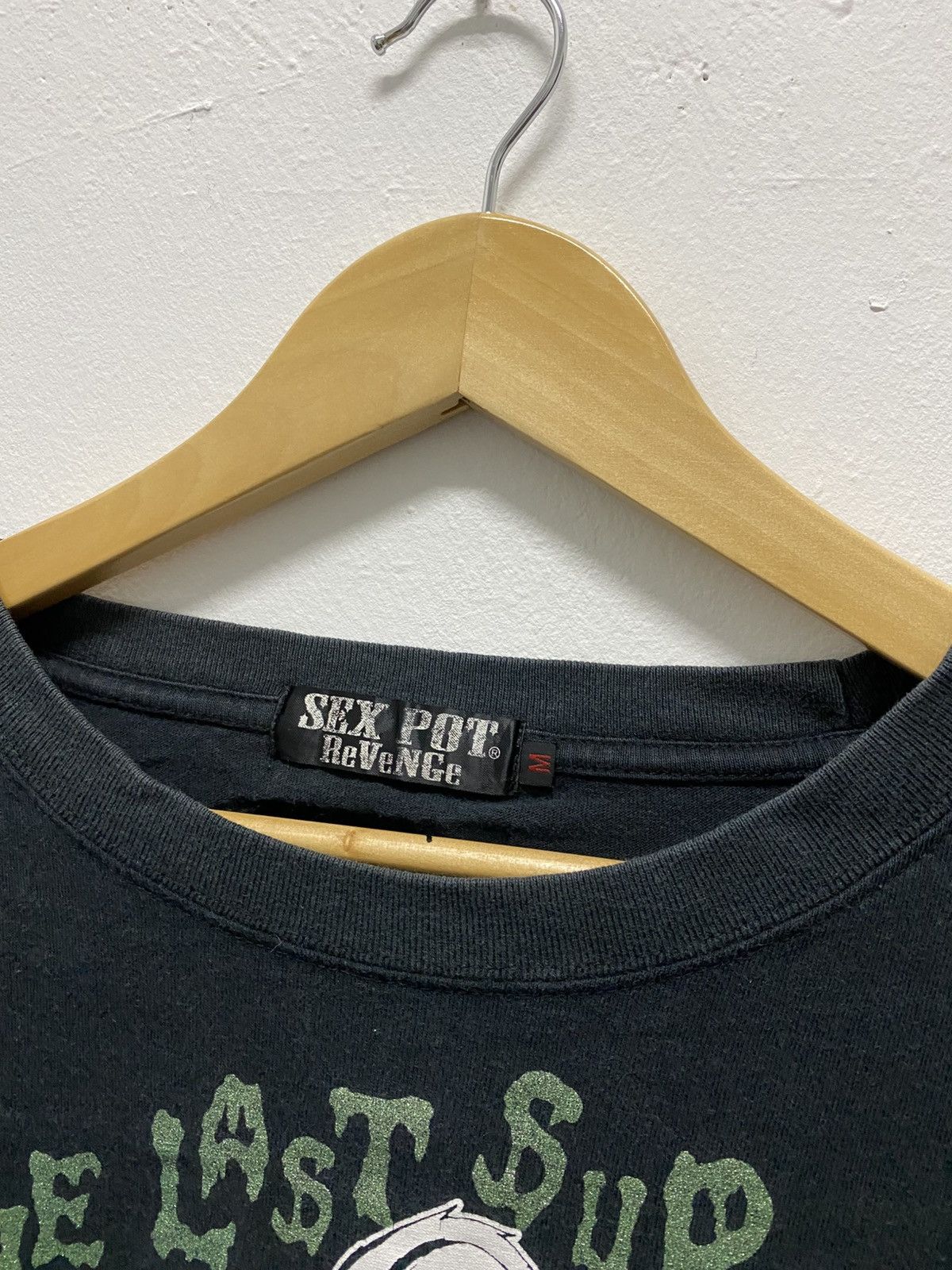 Japanese Brand 💥90s Crazy Overprinted SEX POT REVENGE Sid Vicious punk tee Size US M / EU 48-50 / 2 - 8 Thumbnail