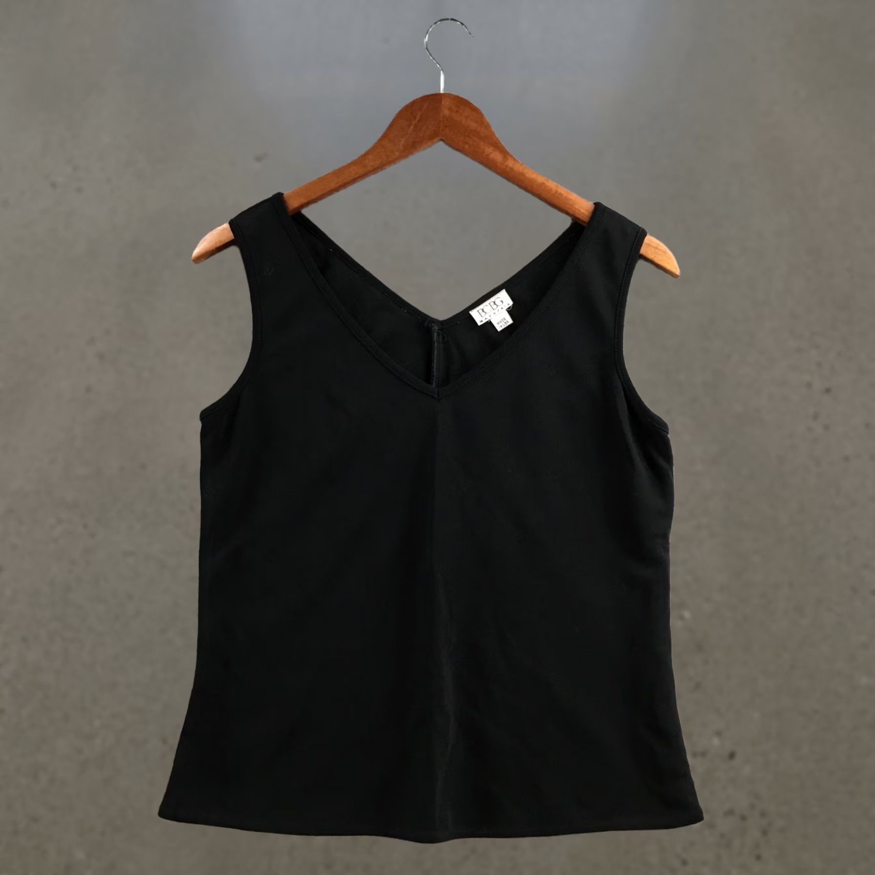 Bcbgmaxazria BCBGMAXAZRIA Blouse Womens Large Black Sleeveless V-Neck Pullover Tank Top Size L / US 10 / IT 46 - 1 Thumbnail
