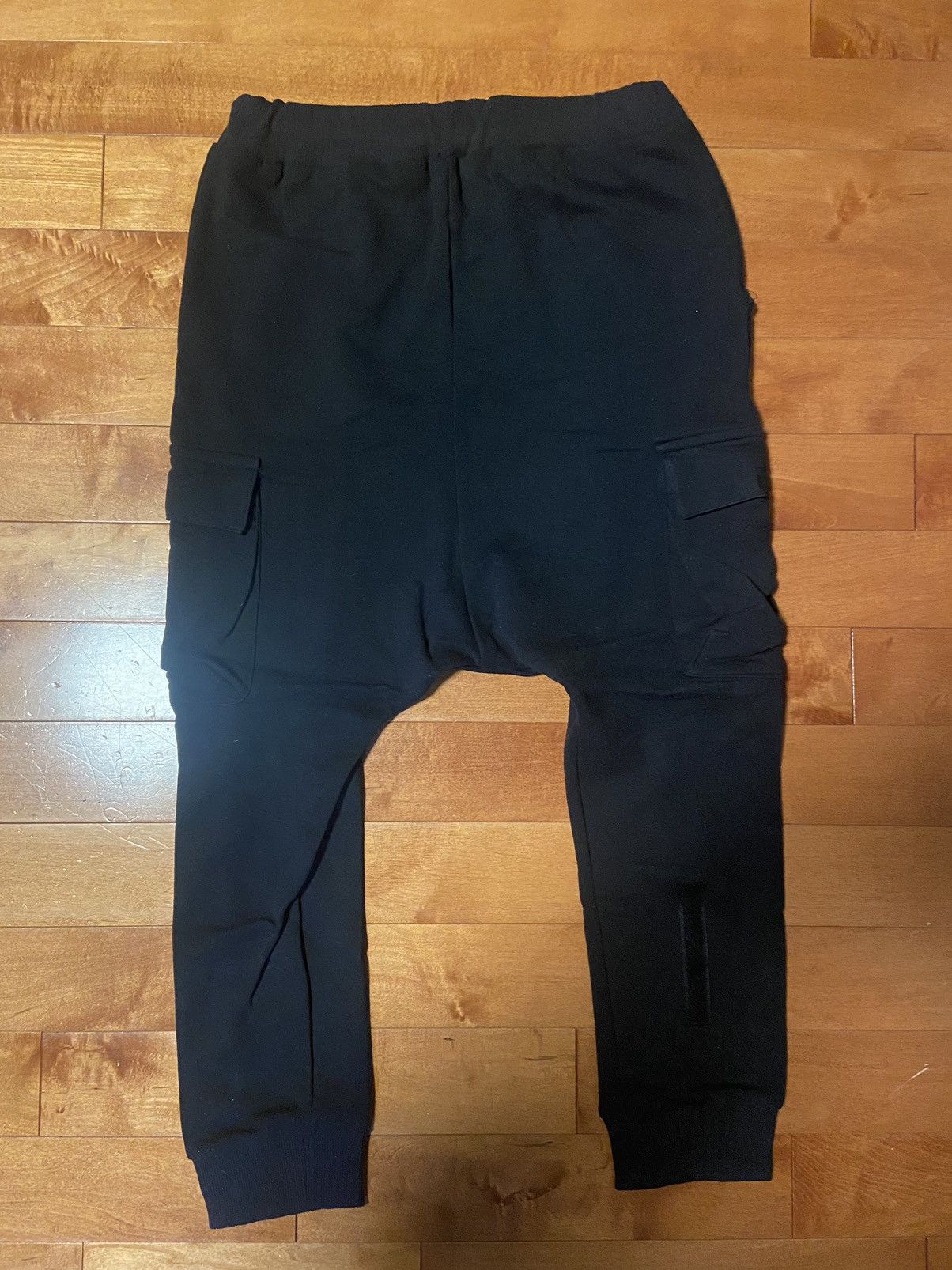 C. By Loredana Pinasco C. By Loredana Pinasco Sweatpants Size US 30 / EU 46 - 2 Thumbnail