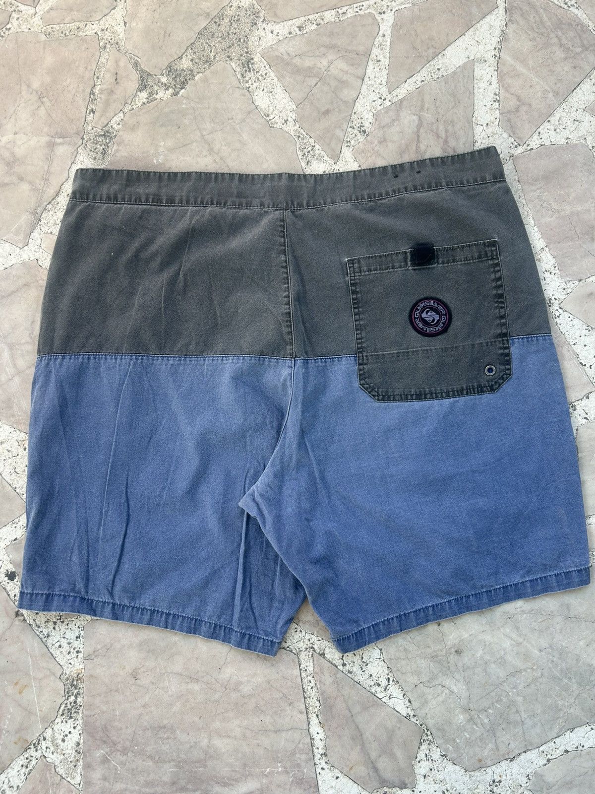 Quiksilver Quiksilver Blue Black Shorts Size US 39 - 2 Thumbnail