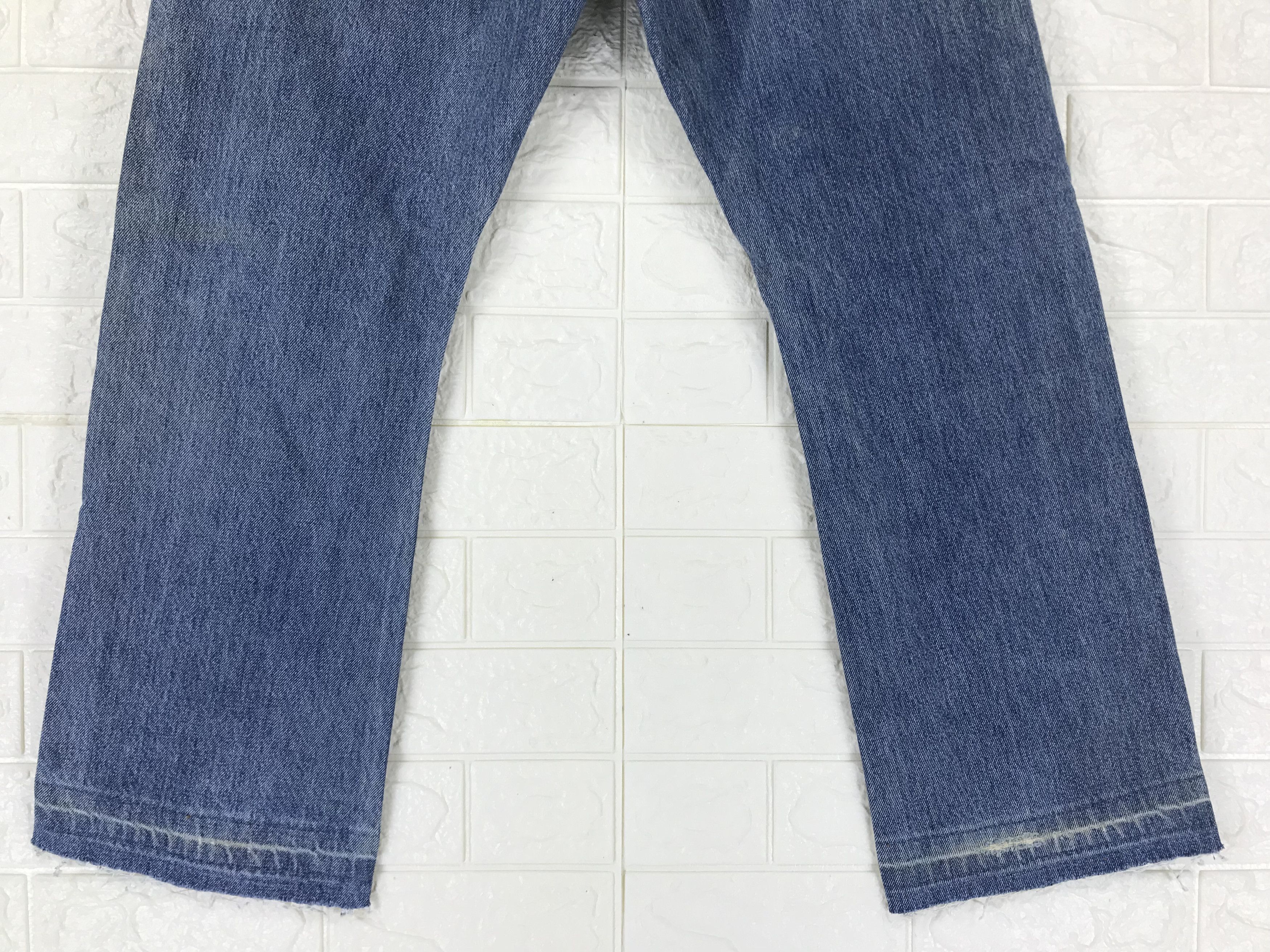 Levi's Vintage Levi's 517 Flare Jeans Blue Wash Denim Size US 33 - 8 Thumbnail