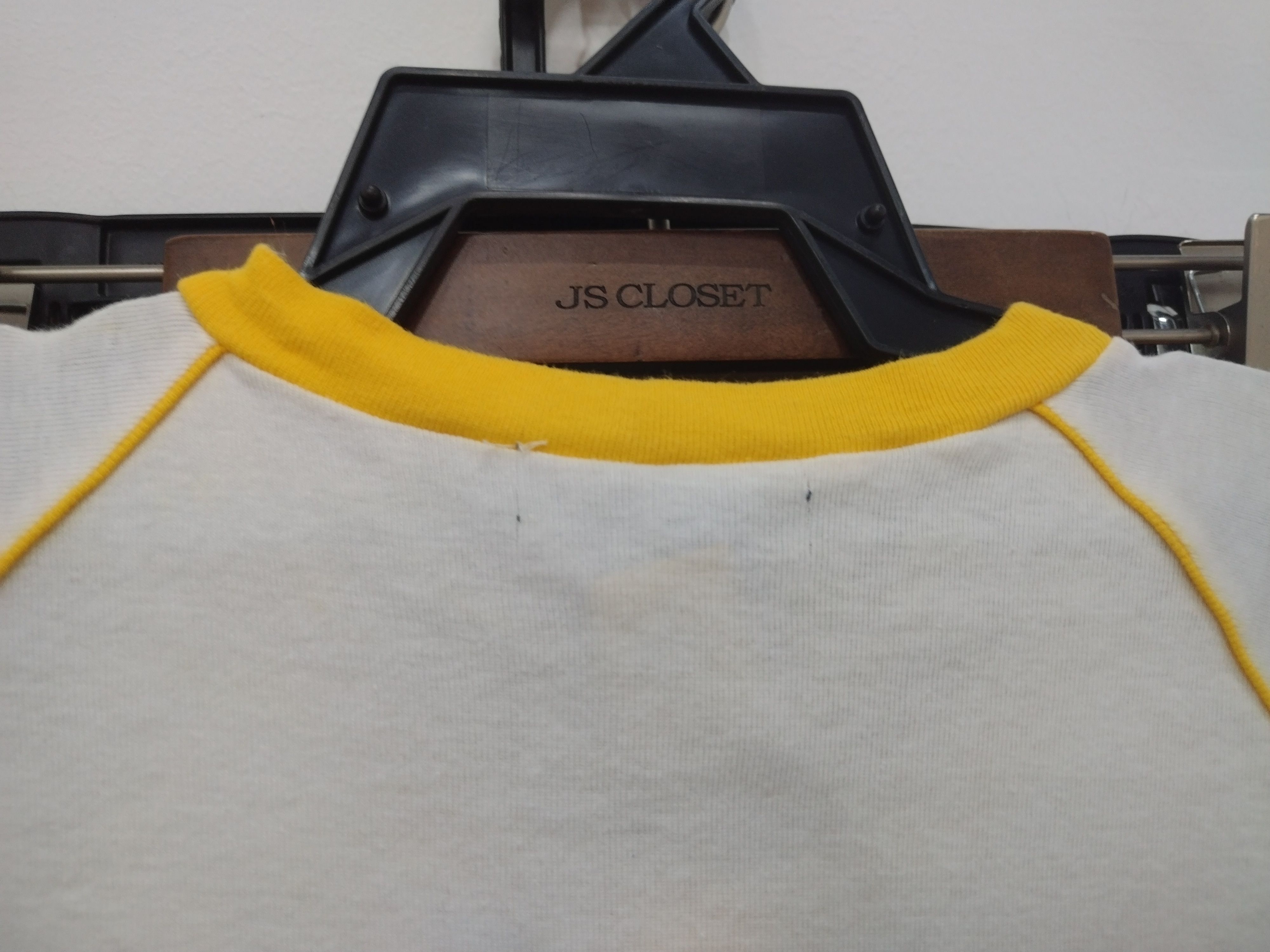 Cartoon Network × Vintage Hello Kitty Awesome Vtg Single stitch V Neck raglan T-shirt Size S / US 4 / IT 40 - 5 Thumbnail