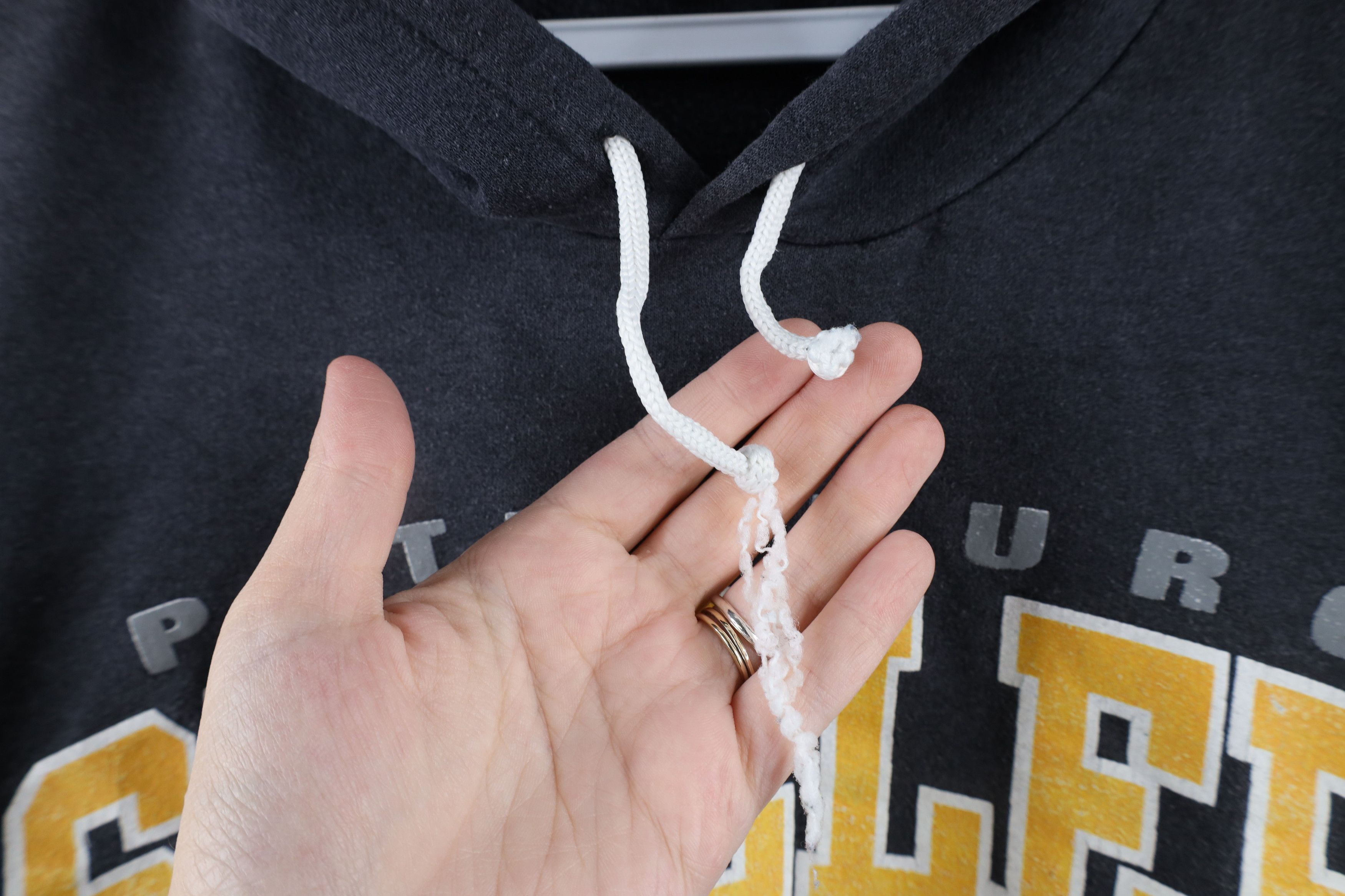Vintage Vintage 90s Spell Out Pittsburgh Steelers Football Hoodie Size US L / EU 52-54 / 3 - 4 Thumbnail