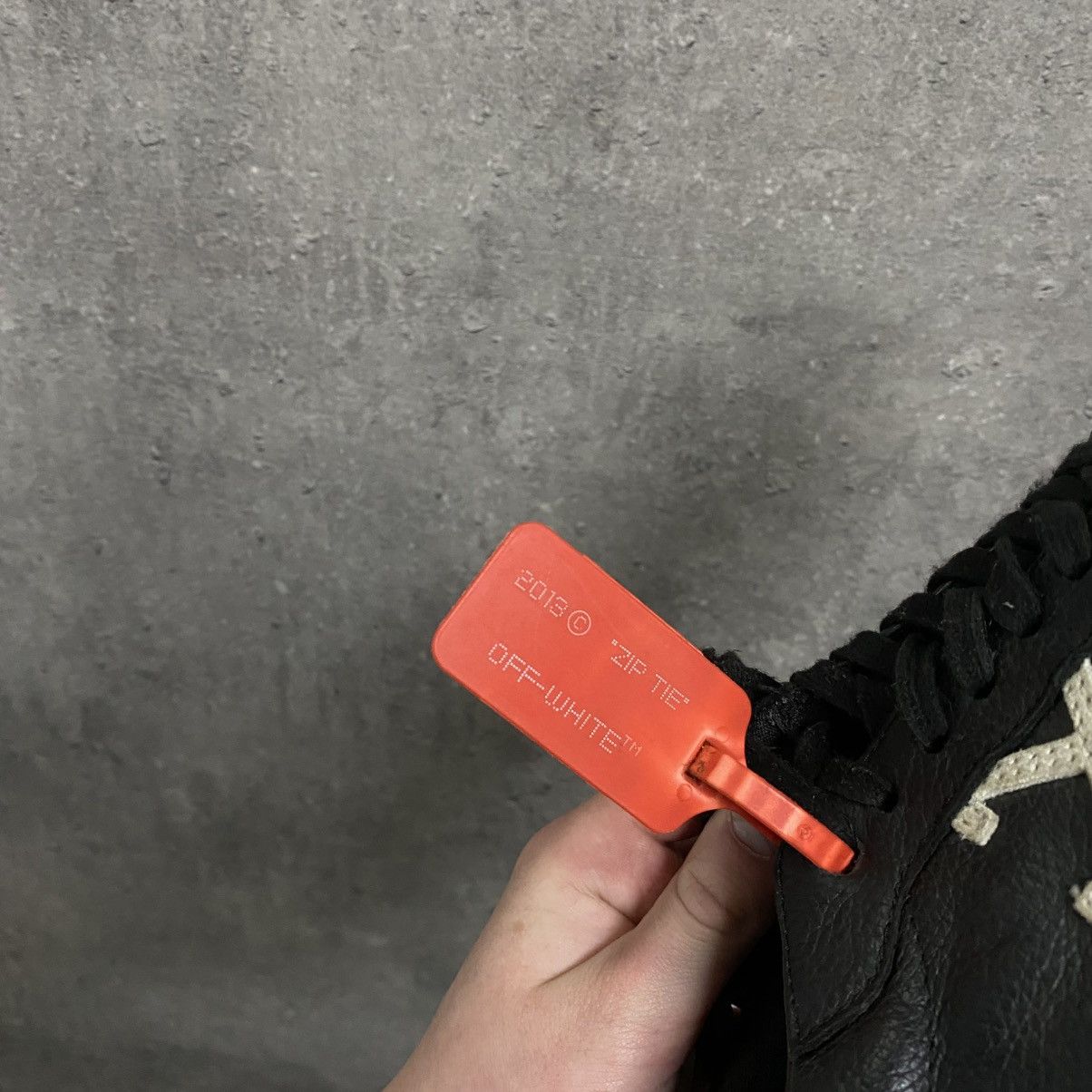 Off-White Off White Vulcanized Leather Arrows Low Top Black Sneakers Size US 11 / EU 44 - 12 Thumbnail