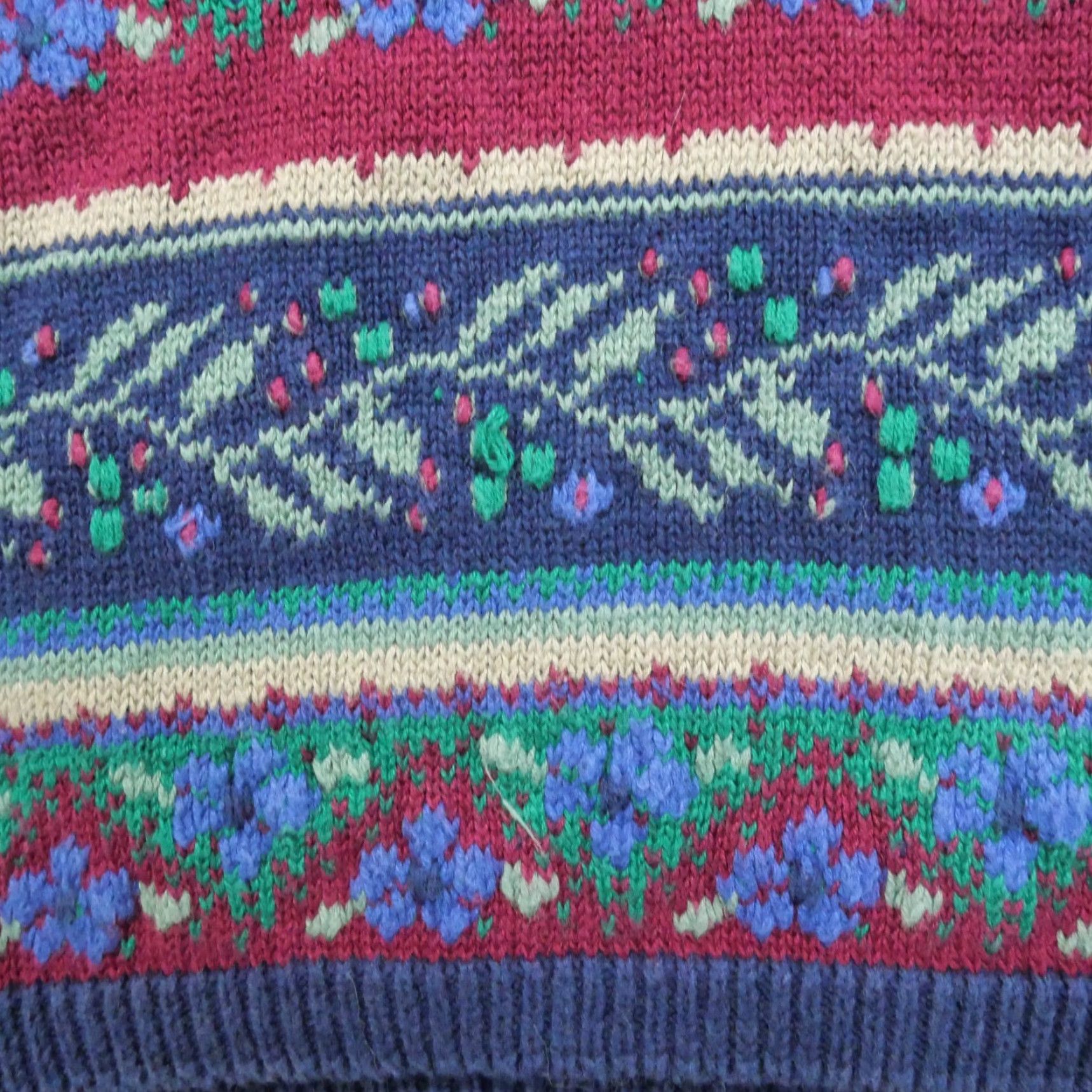 Vintage Vintage Northern Isles Sweater Womens Red Blue Floral Striped Cotton Ramie 90s Size XL / US 12-14 / IT 48-50 - 4 Thumbnail