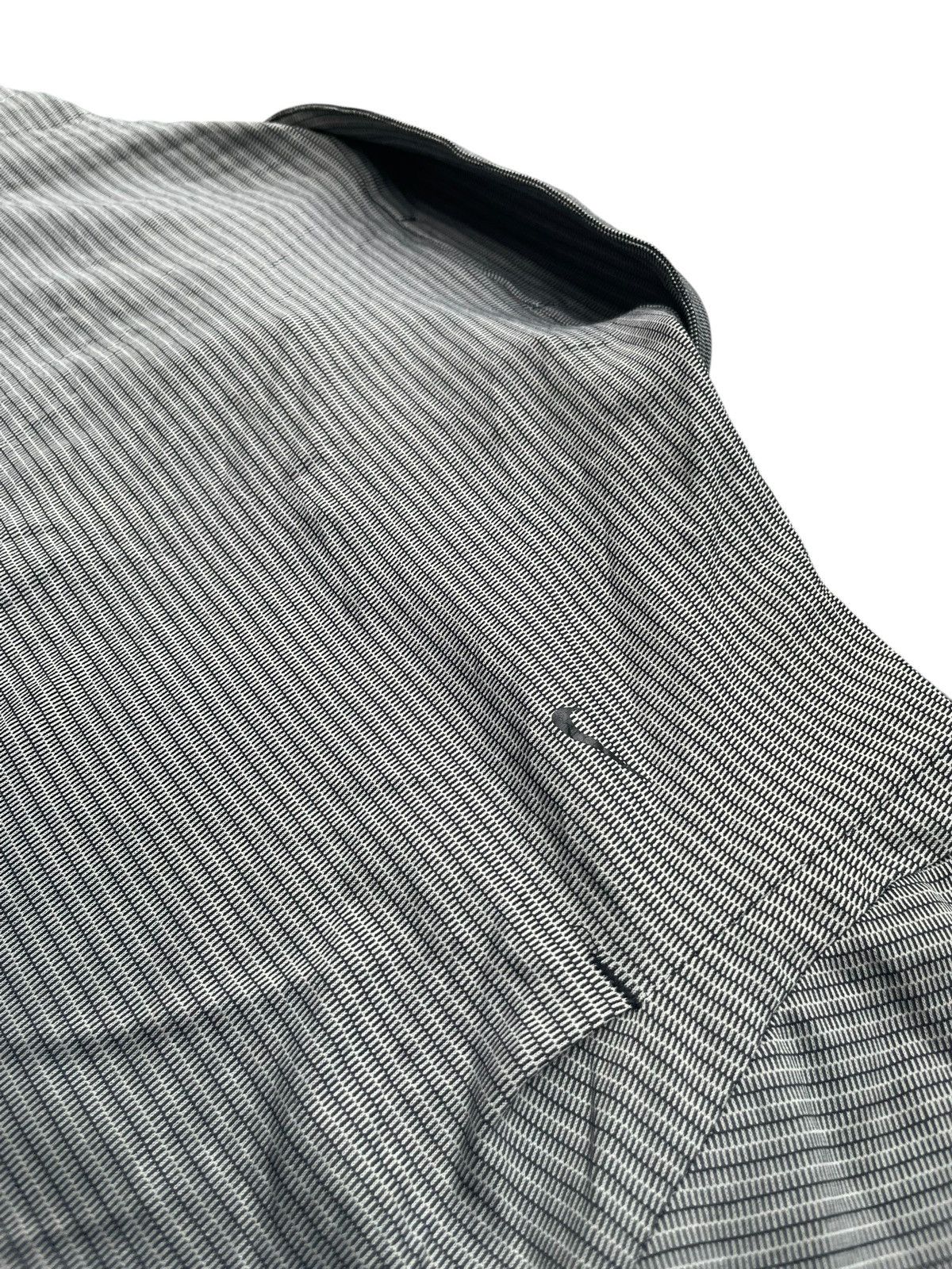 Designer × Nike × Tiger Woods Nike Fit Dry x Tiger Woods Platinum Size US M / EU 48-50 / 2 - 8 Thumbnail