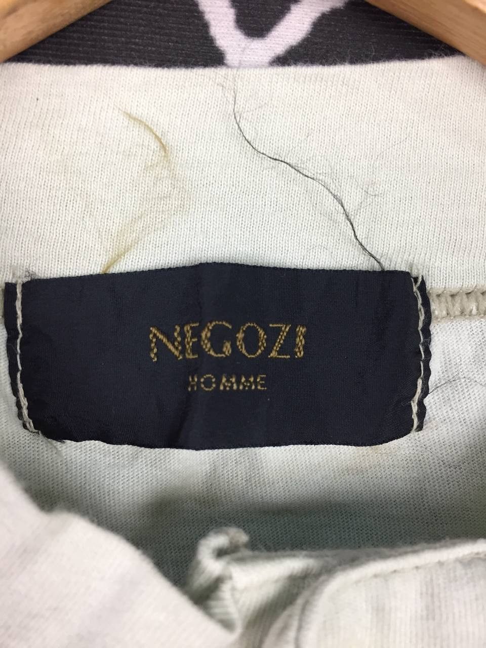 Japanese Brand Negozi Homme Aztec Patterned Henley Neck Tee Size US M / EU 48-50 / 2 - 8 Thumbnail