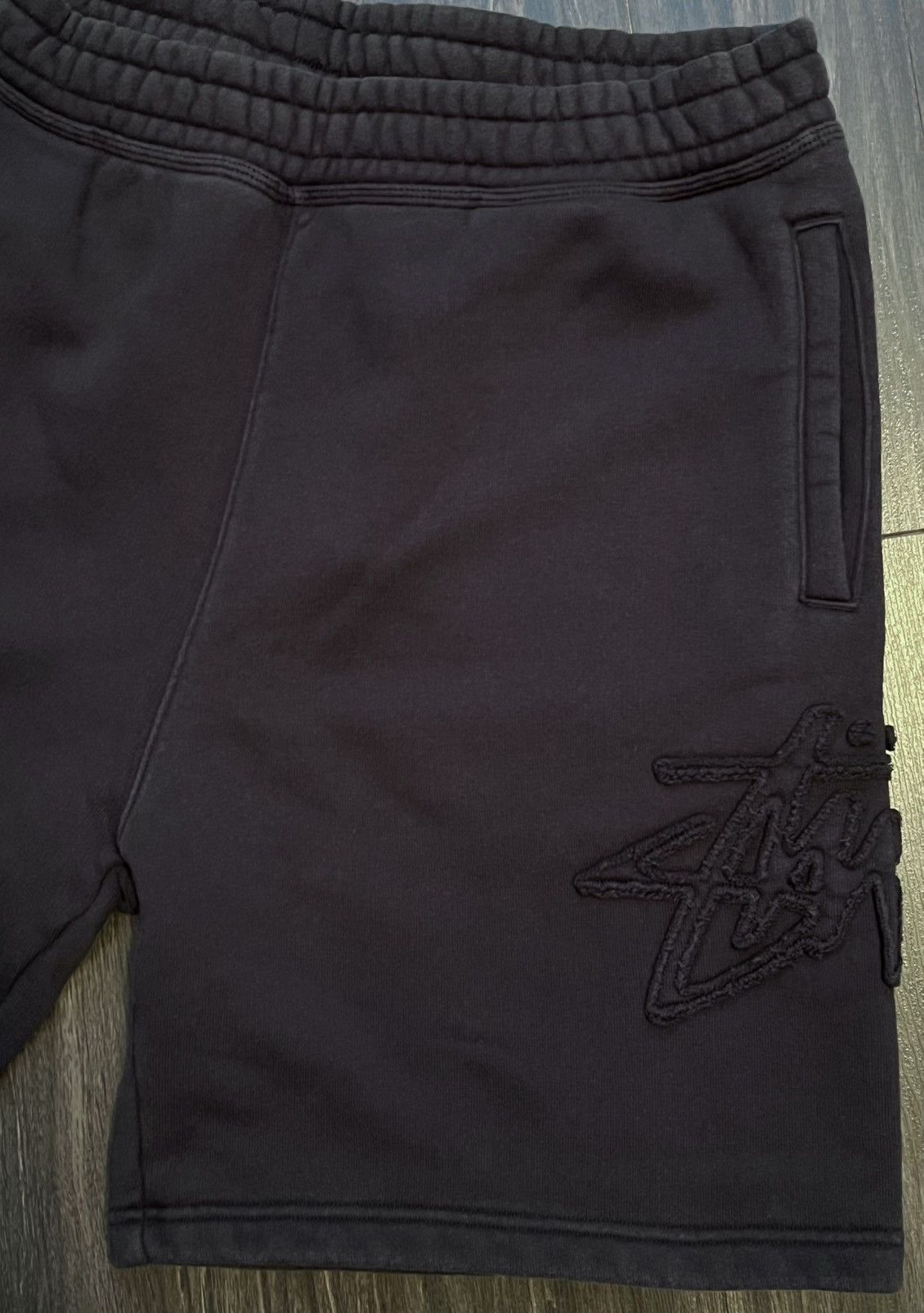 Stussy Stussy tonal applique Fleece Shorts Black L Size US 36 / EU 52 - 4 Thumbnail