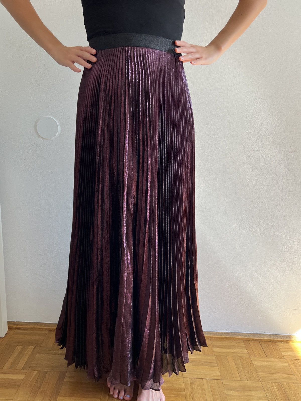 Christopher Kane High-Wasted Pleated Lamé Maxi Skirt