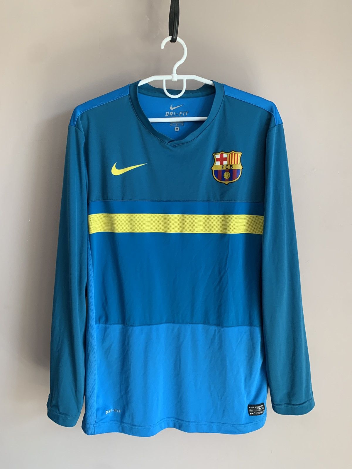 Nike FC Barcelona Long Sleeve Jersey Training Nike Soccer Shirt M Size US M / EU 48-50 / 2 - 1 Thumbnail