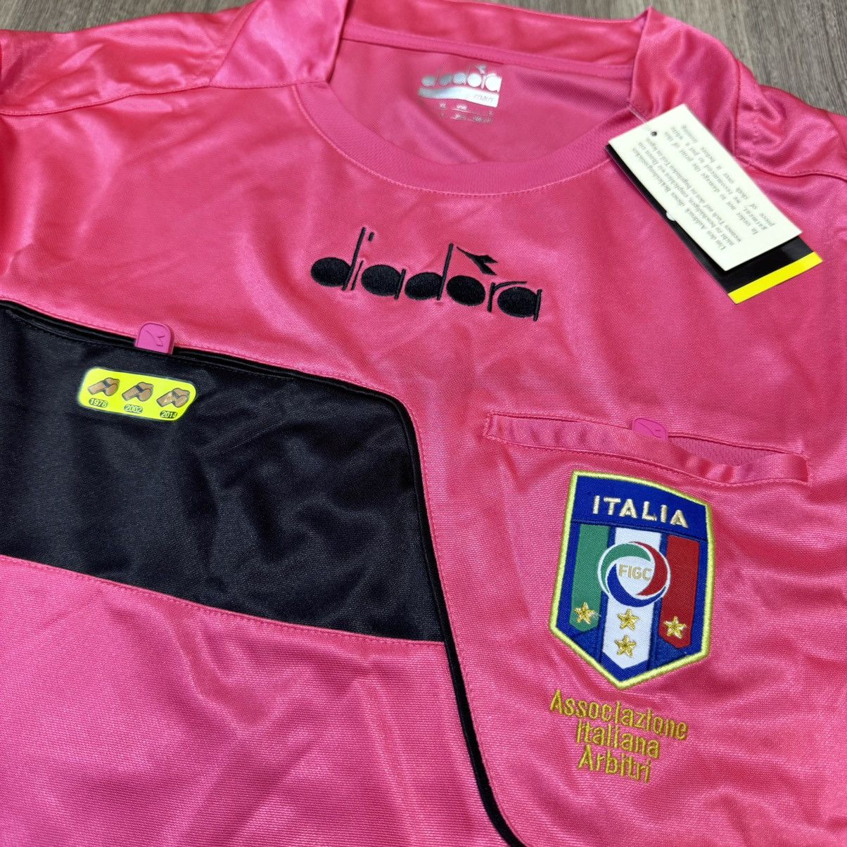 Diadora Italy Seria A referee pink shirt (Bnwt) Size US L / EU 52-54 / 3 - 3 Thumbnail