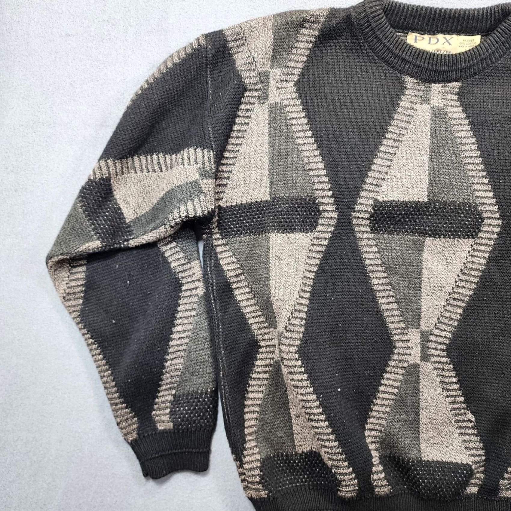 Jantzen VINTAGE PDX Jantzen Sweater Mens Large Acrylic Black Grey 90s Diamond Argyle Crew Neck Pullover Knit Long Sleeve Mens Woolless Size US L / EU 52-54 / 3 - 7 Thumbnail