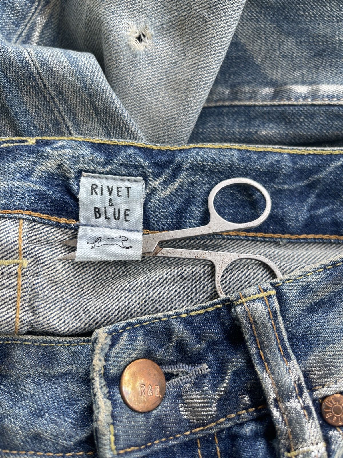Japanese Brand Rivet & Blue Japanese Distressed Paint Splatter Jeans Size US 29 - 17 Thumbnail