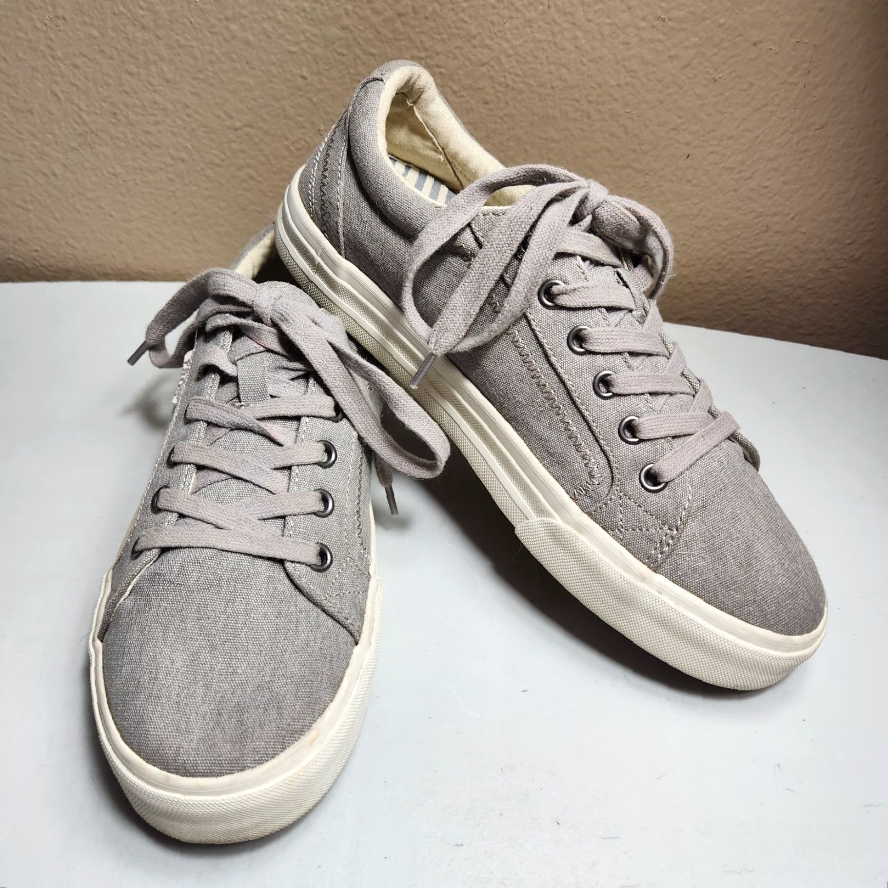 Taos Taos Plim Soul Womens |8.5| Gray Wash Canvas Comfort Sneakers Shoes Casual Walking Size US 9 / IT 39 - 2 Thumbnail