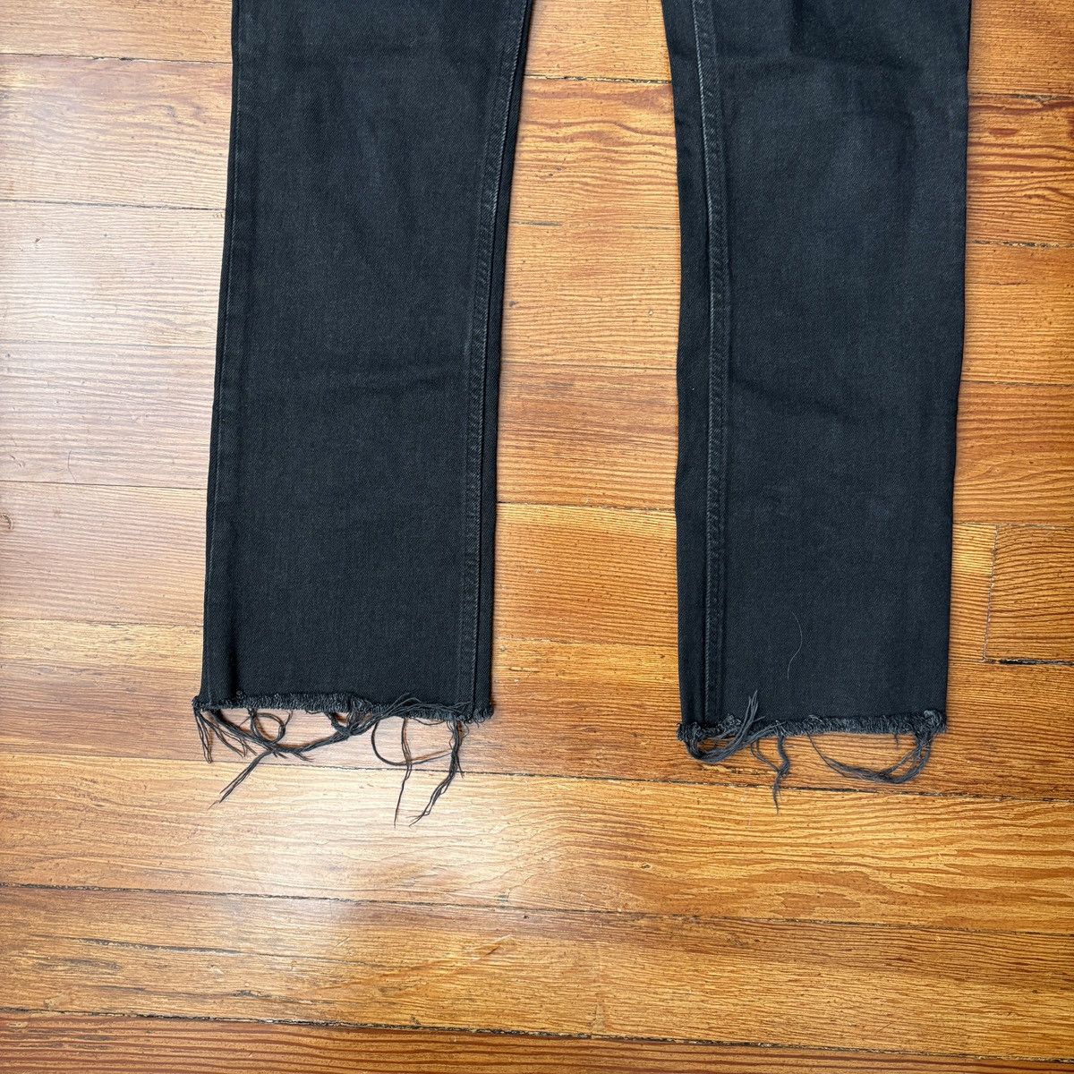 Everlane Everlane Kick Crop raw hem high rise black jeans SIZE 27 Size 27" / US 4 / IT 40 - 4 Thumbnail