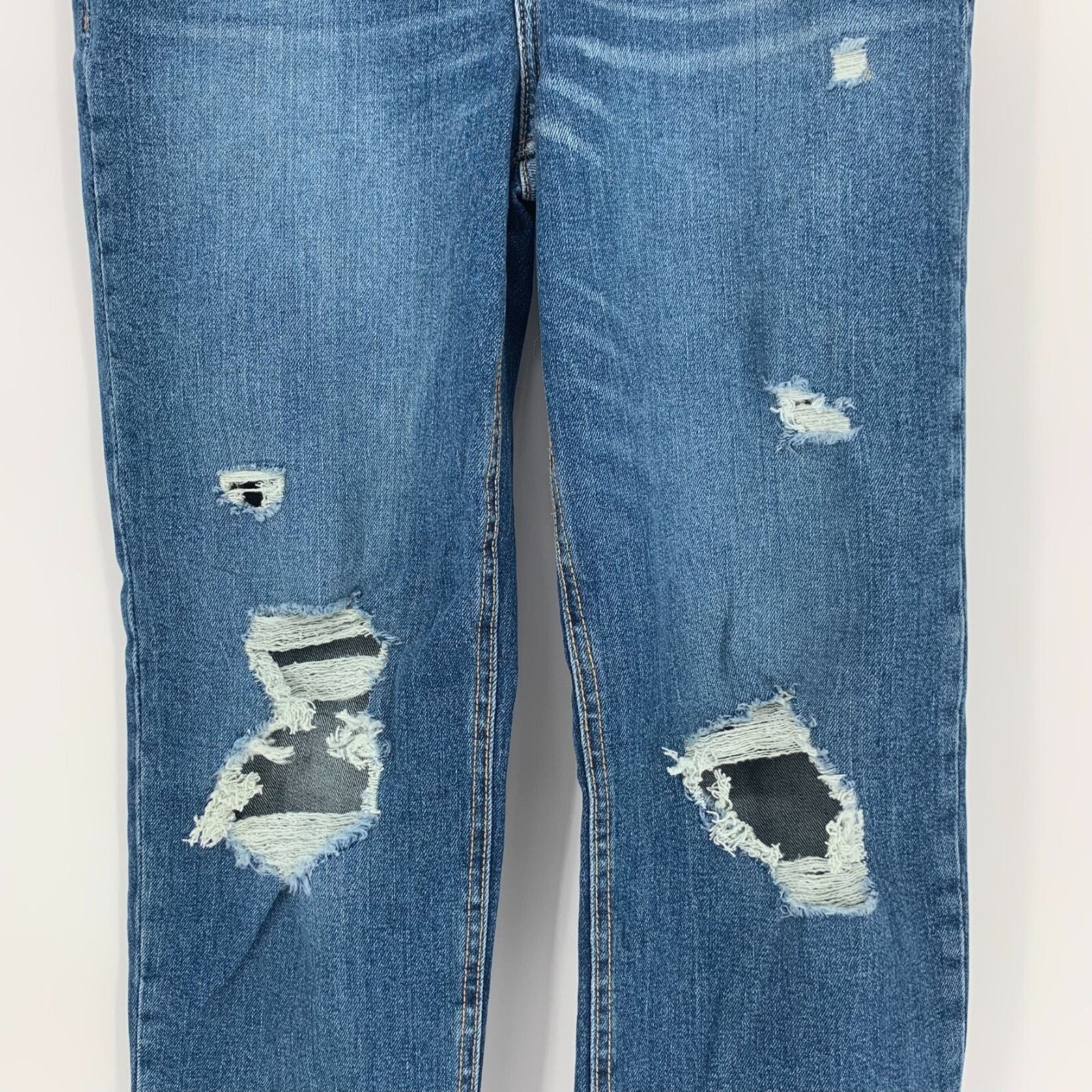 Old Navy Old Navy Saylor Jeans Women's Size 4 Straight Distressed Size 27" / US 4 / IT 40 - 4 Thumbnail