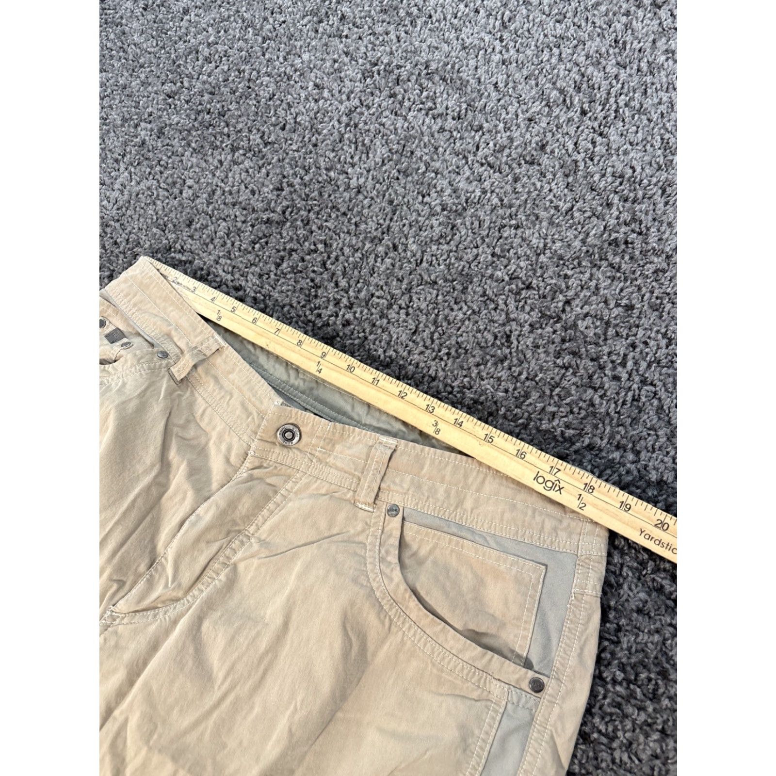 Vintage Kuhl Carpenter Shorts Men 38 Beige Nylon Cotton Spandex Casual Chino Pockets Belt Loops Regular Front Flat Front Vintage No Size US 38 / EU 54 - 5 Thumbnail