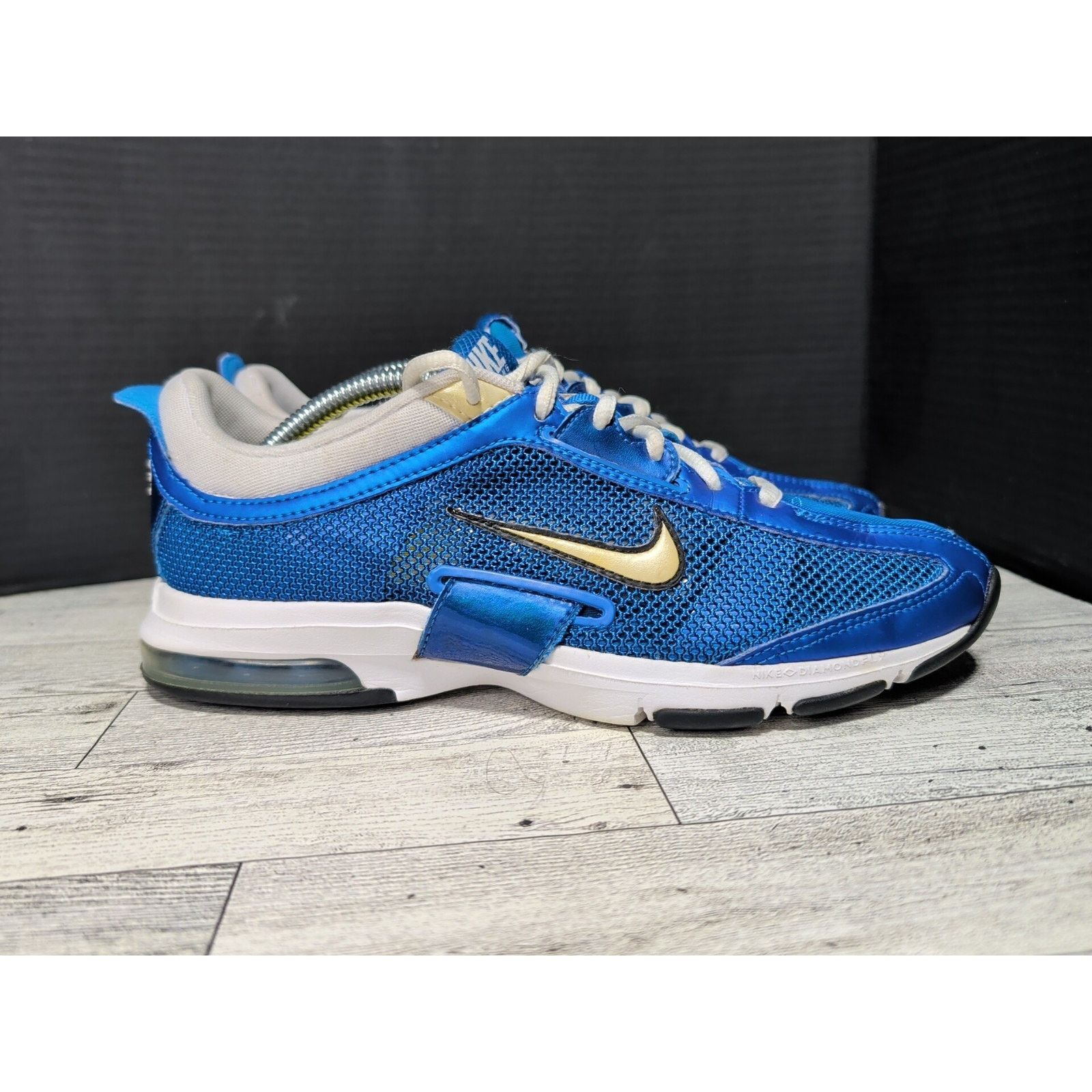 Nike Nike Training Air Max Essential Trainer Women's Sz 8 Shoes Size US 8 / IT 38 - 1 Thumbnail