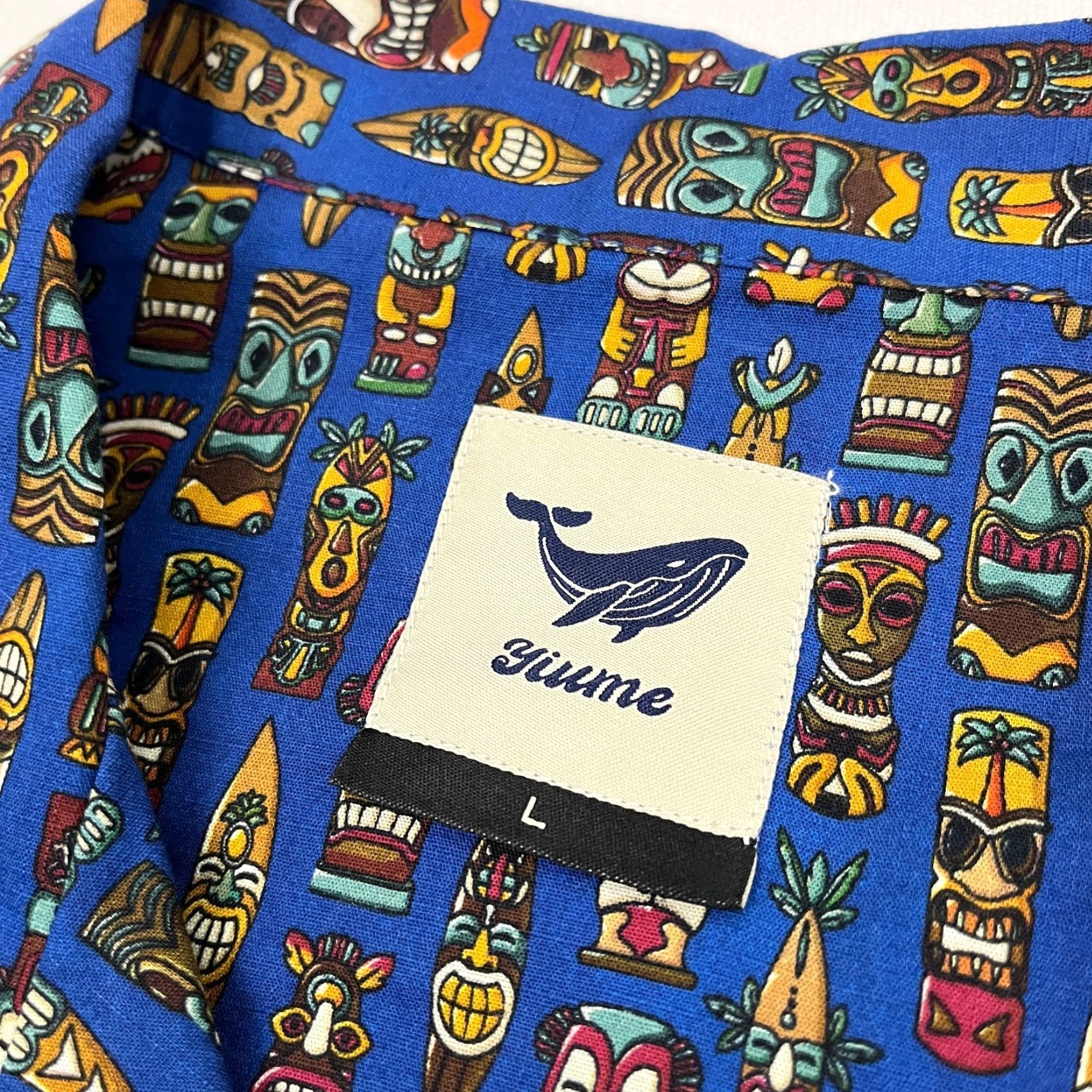 Vintage Yiume Shirt Mens L Blue Tiki Totem Hawaiian Floral Short Sleeve Button-Up Collared Shirt Size US L / EU 52-54 / 3 - 3 Thumbnail