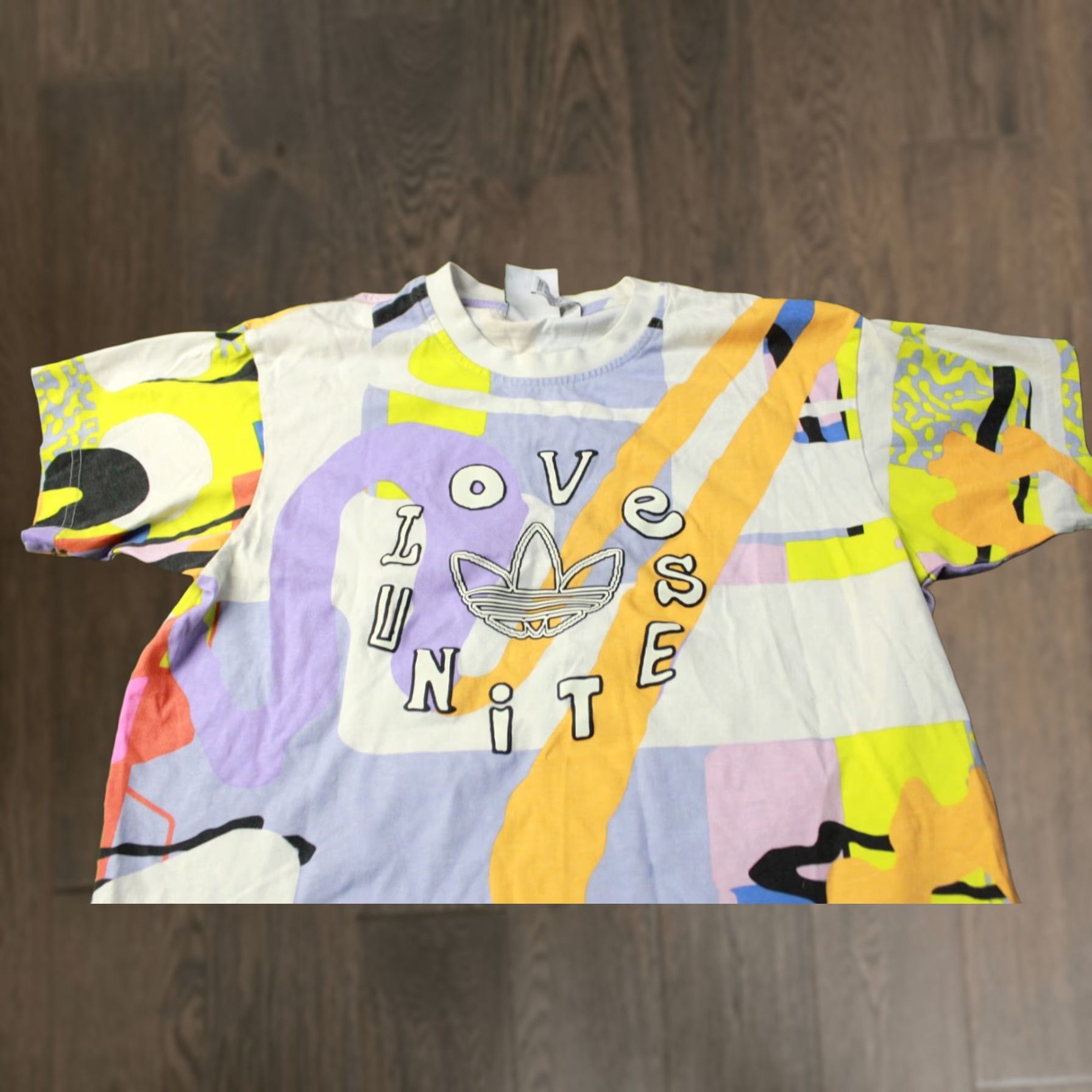 Adidas ADIDAS LOVE UNITES AOP ORIGINAL 2021 MEN SHIRT XS T-SHIRT JERSEY MULTICOLOR LOGO 100% COTTON CLASSIC SHORT SLEEVE GENDER Men Size US XS / EU 42 / 0 - 1 Thumbnail