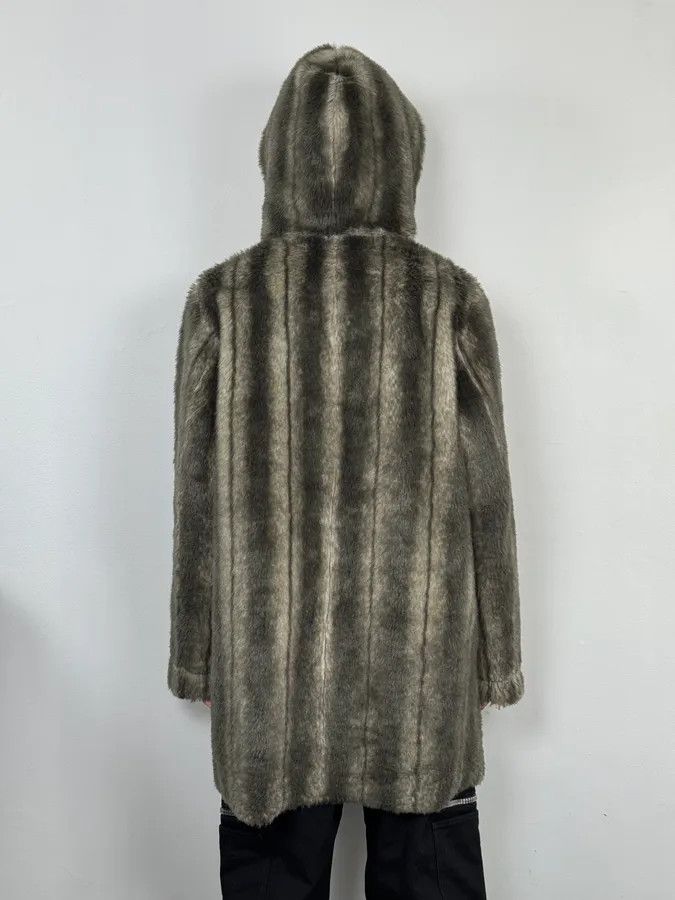Balmain 2000s Balmain Reversible Faux Fur Brown Suede Beige Hooded Jacket Size US M / EU 48-50 / 2 - 4 Thumbnail
