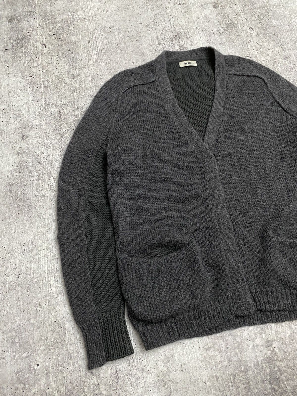 Acne Studios Acne Studios Wool Grey Cardigan Size US M / EU 48-50 / 2 - 4 Thumbnail