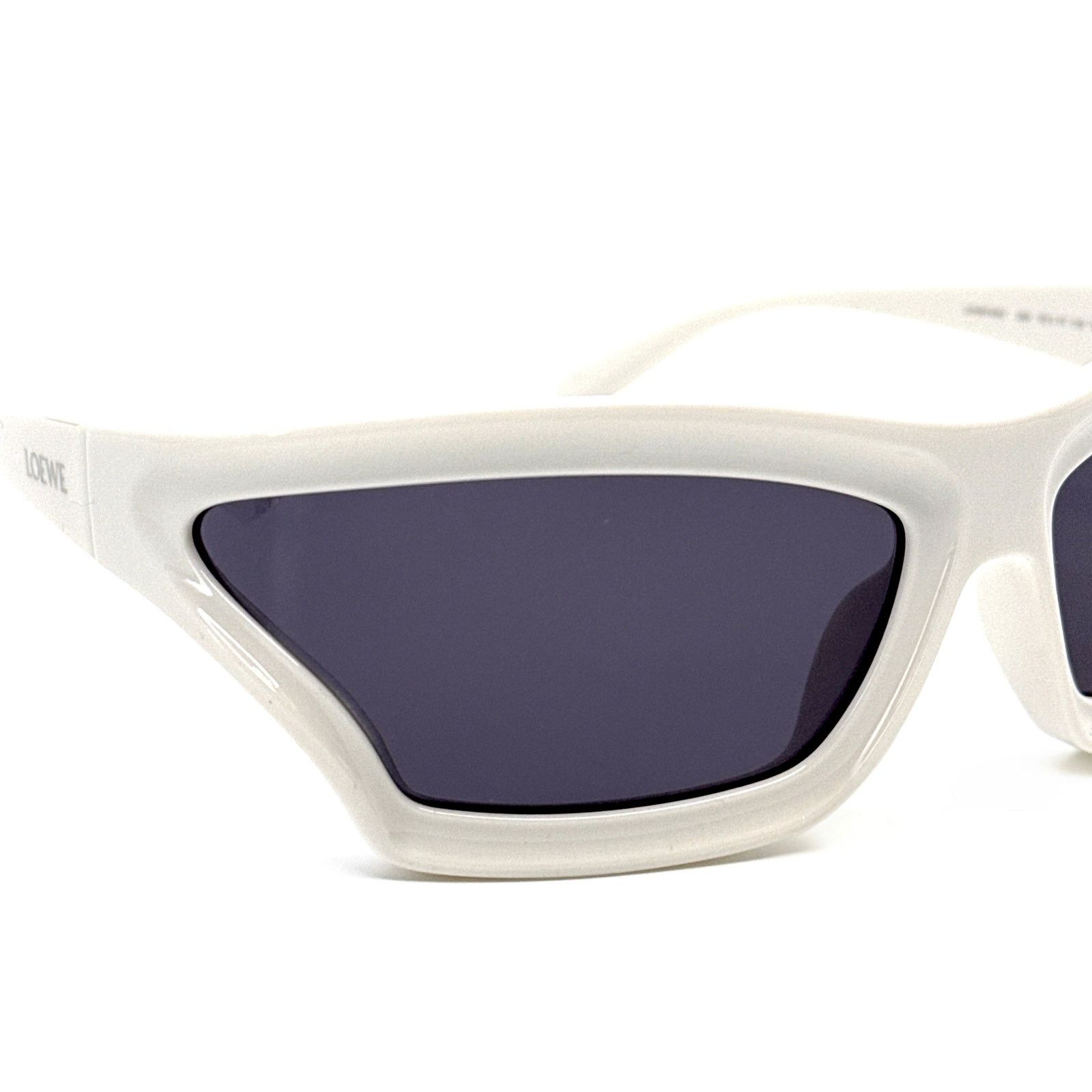 Loewe New, LOEWE Sunglasses LW40143U 25A Authentic Size ONE SIZE - 4 Thumbnail