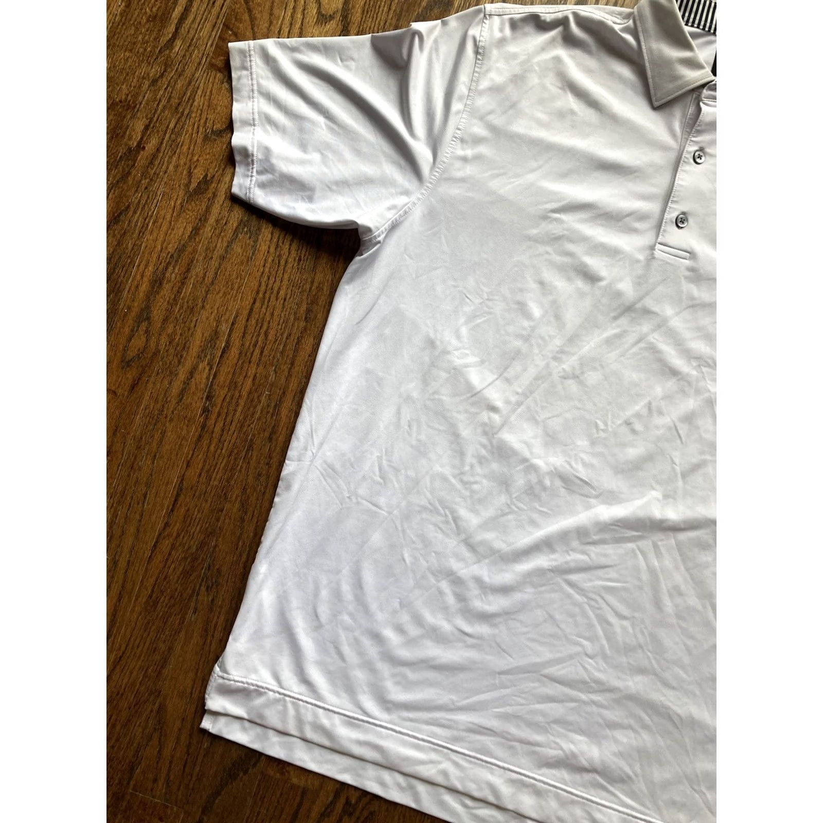 Footjoy FootJoy Mens Polo Size XL White Performance Stretch Golf Shirt Regular Sleeve Short Sleeve Collared Breathable All Seasons Logo Size US XL / EU 56 / 4 - 2 Thumbnail