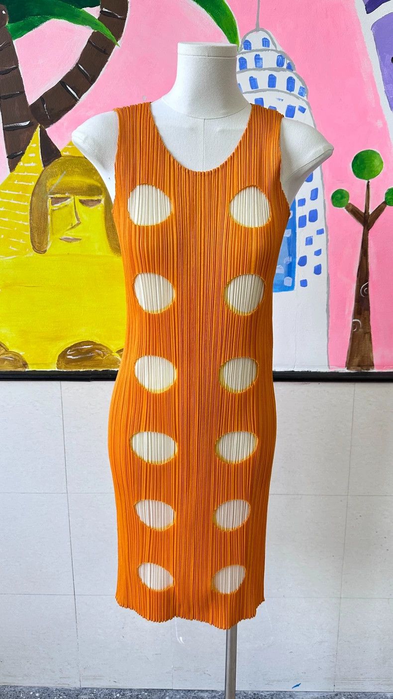 Issey Miyake Issey Miyake Orange polka dot dress Size S / US 4 / IT 40 - 1 Thumbnail