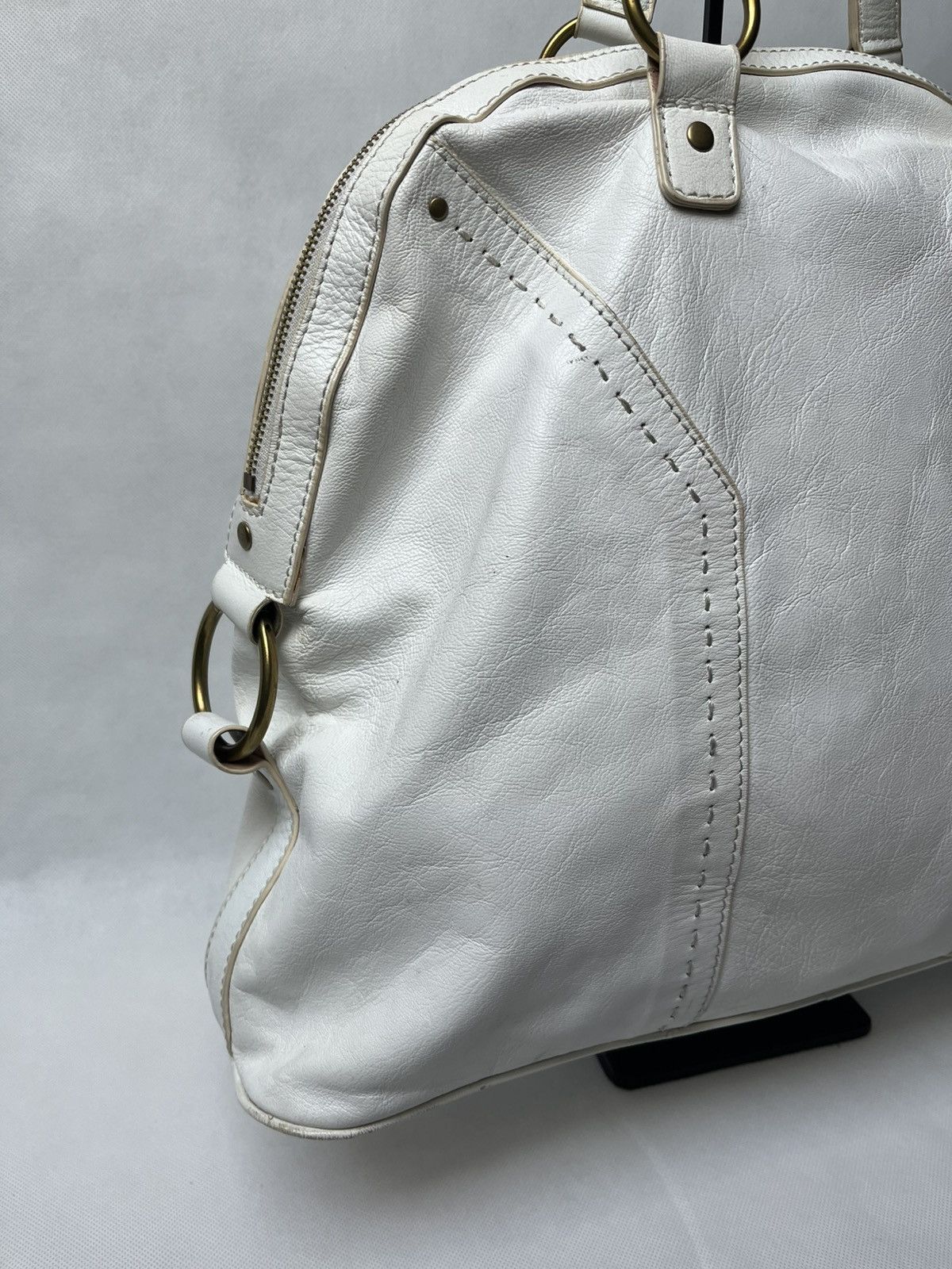 Yves Saint Laurent Yves Saint Laurent rive gauche Muse white leather hand bag Size ONE SIZE - 12 Thumbnail