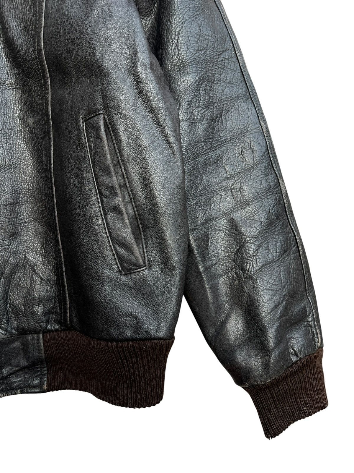 Vintage Vintage 80s Black Bomber Leather Jacket Size US M / EU 48-50 / 2 - 10 Thumbnail