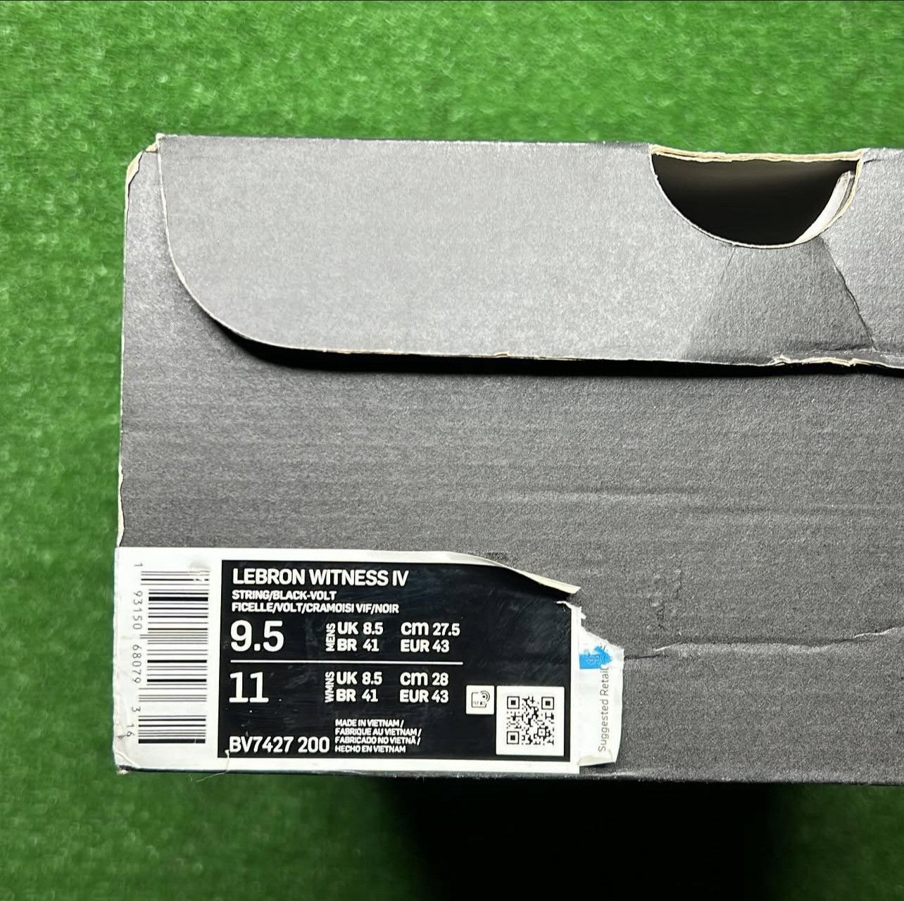 Nike LeBron Witness 4 ‘String Volt’ Size US 9.5 / EU 42-43 - 7 Thumbnail