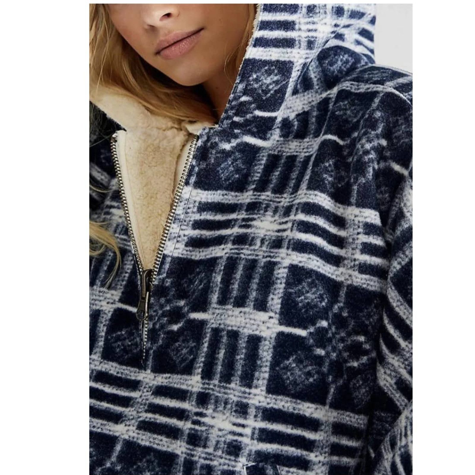 Free People NWT Free People Miss You Poncho SLOUCHY Plaid M/L Carbon Size L / US 10 / IT 46 - 2 Thumbnail