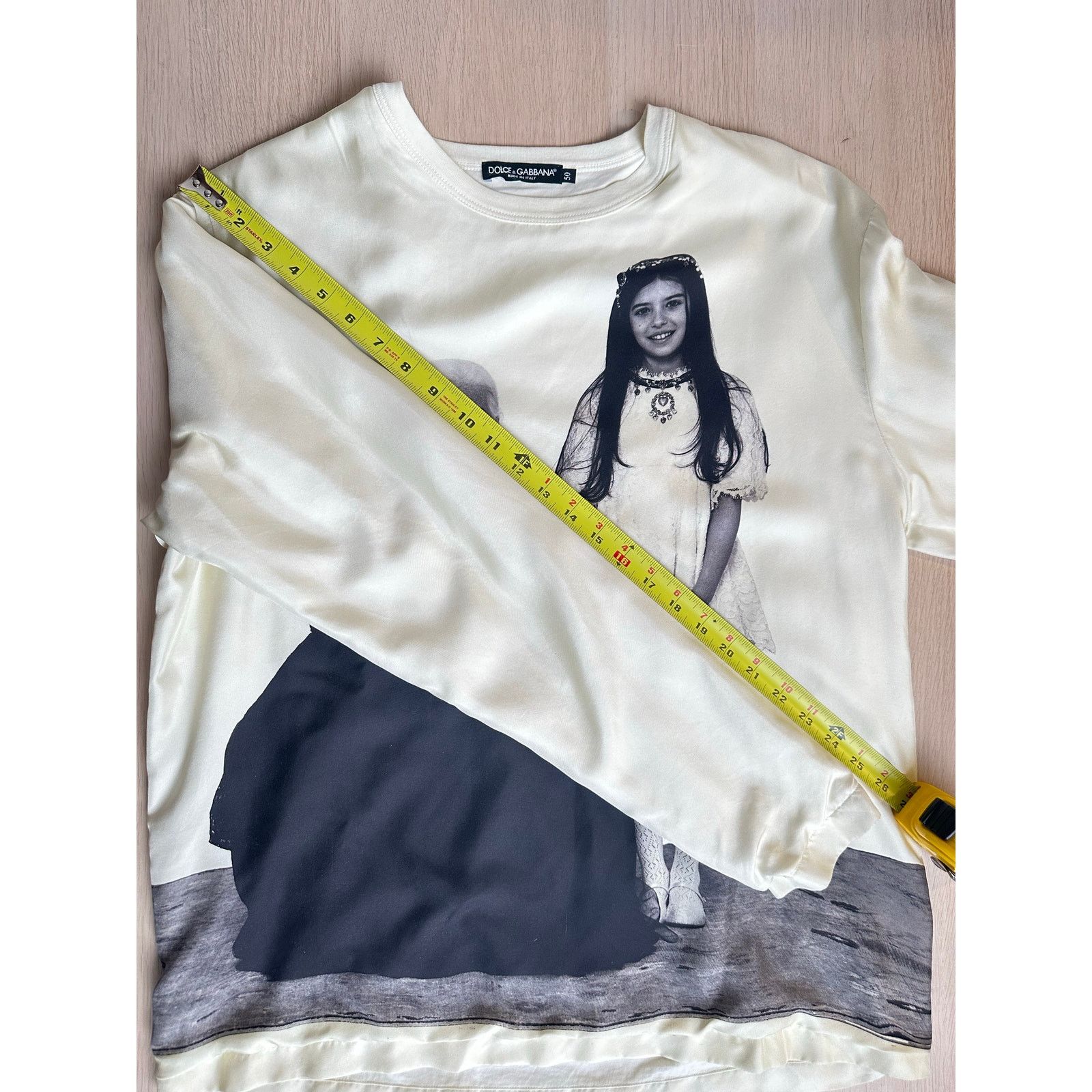 Dolce & Gabbana Rare Dolce and Gabbaba L/S Beige Silk Tee "#dgFamily" - Mint Size US M / EU 48-50 / 2 - 6 Thumbnail