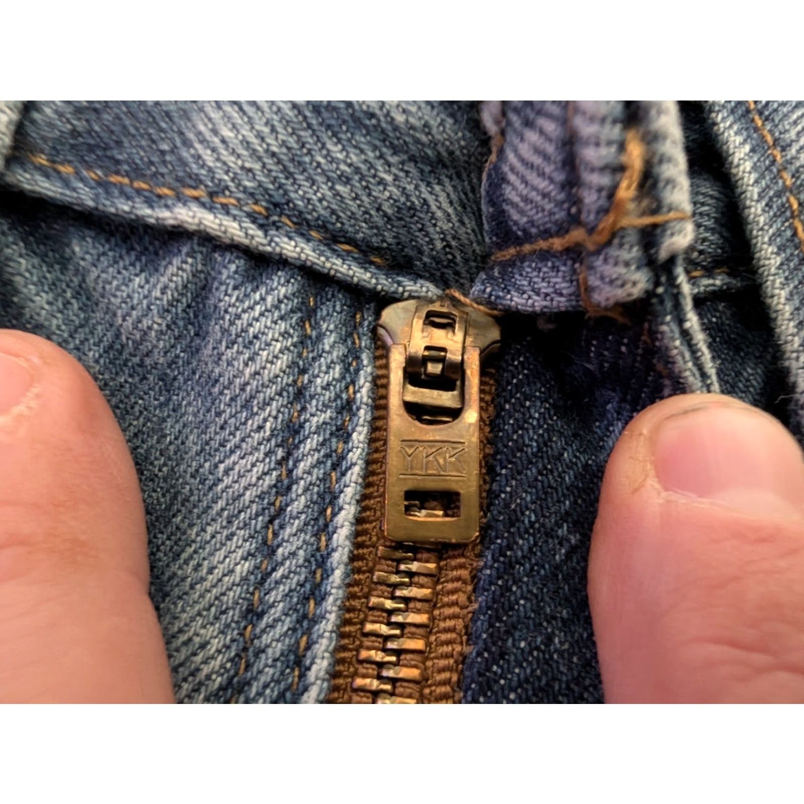 Carhartt VINTAGE Carhartt Jeans 32X32 Mens 5-Pocket Denim Straight Workwear Blue Logo Distressed Size US 32 / EU 48 - 6 Thumbnail