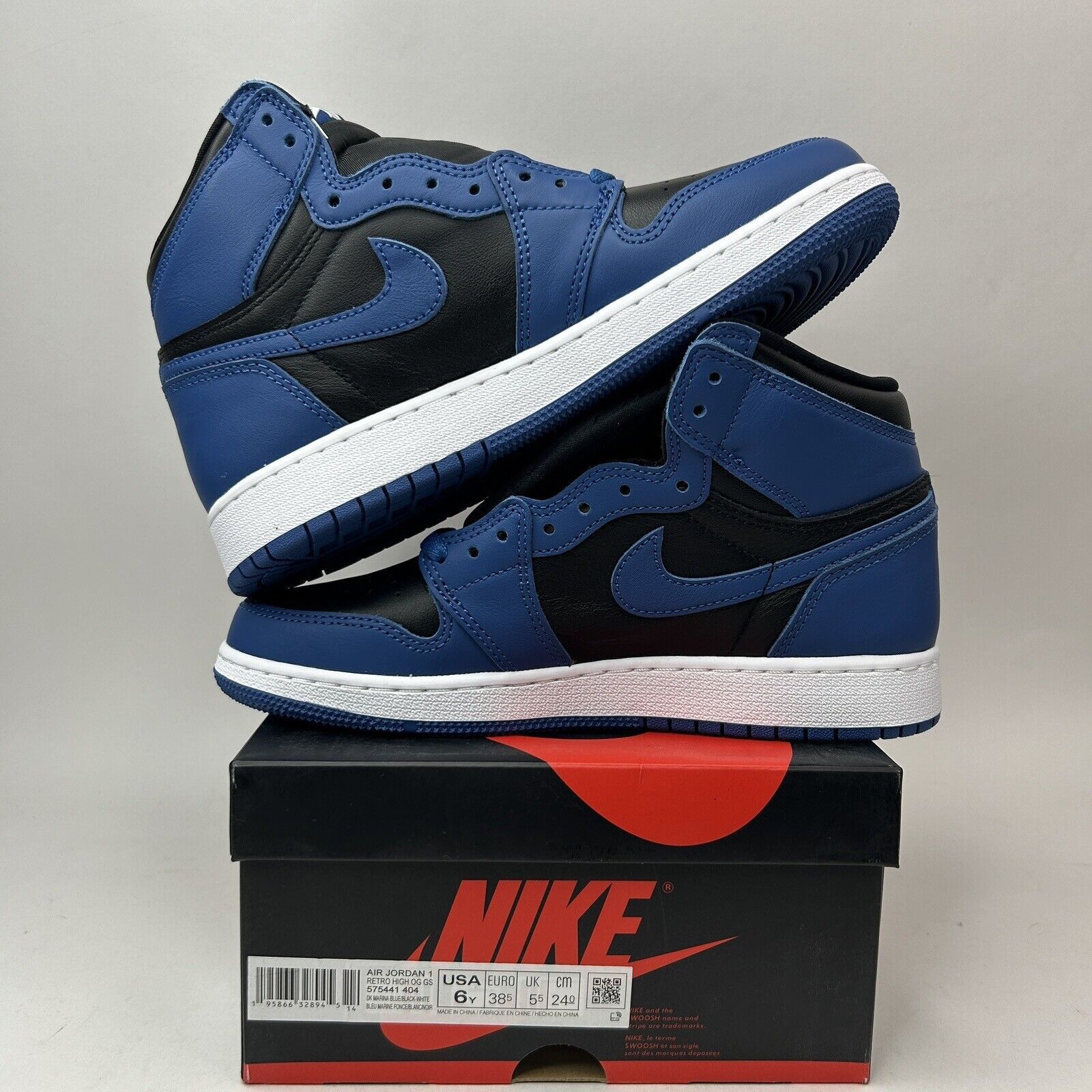 Nike Nike Shoes Air Jordan 1 Retro High OG GS “Dark Marina Blue” Size US 7.5 / IT 37.5 - 3 Thumbnail