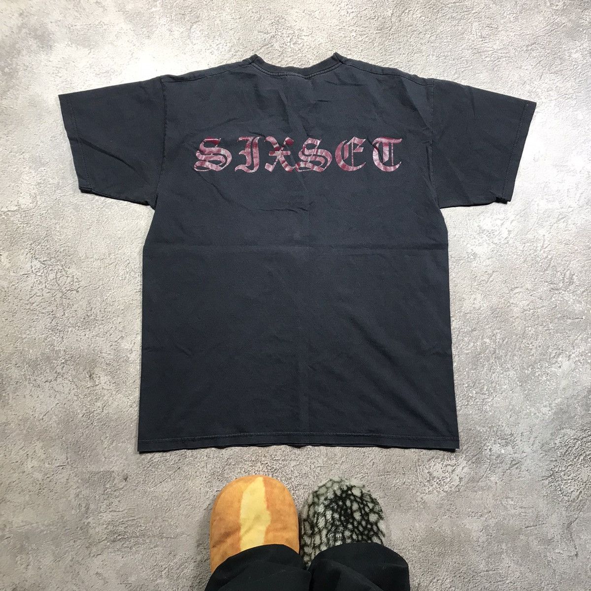 Vintage Vintage 90s Doom Records Graphic Tee Sun Faded Grunge Slim L Size US L / EU 52-54 / 3 - 4 Thumbnail