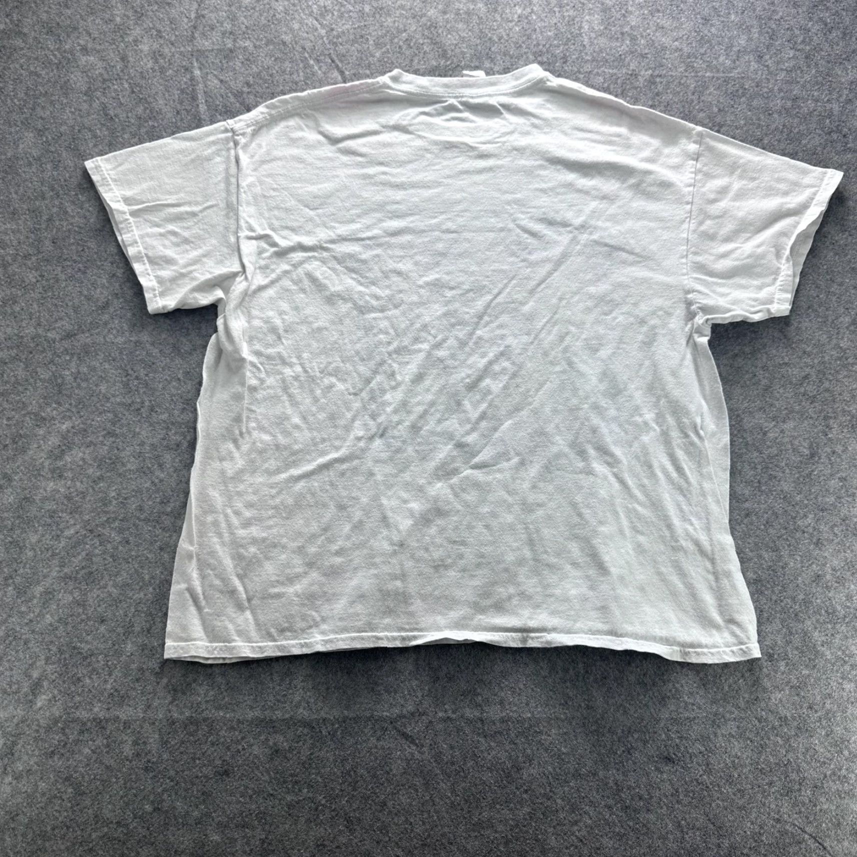 Gildan Gildan Shirt Mens XL White Graphic Tee Best Day K Kim Airbrush Colorful Graphic Tee Size US XL / EU 56 / 4 - 6 Thumbnail
