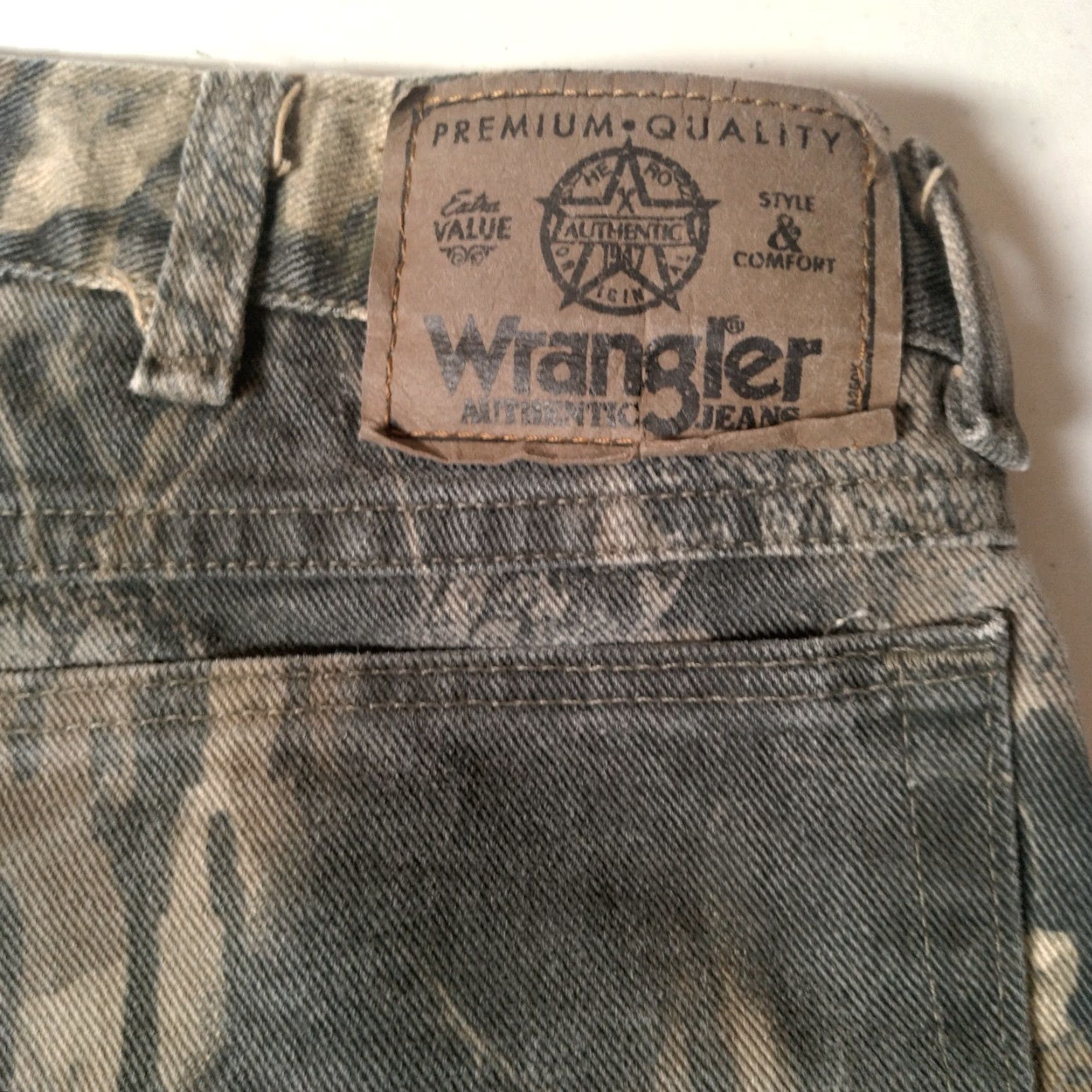 Wrangler VINTAGE Wrangler Jeans Men 36x33 Camouflage Double Knee Hunting Mossy Oak Denim 5-Pocket Straight Size US 36 / EU 52 - 7 Thumbnail