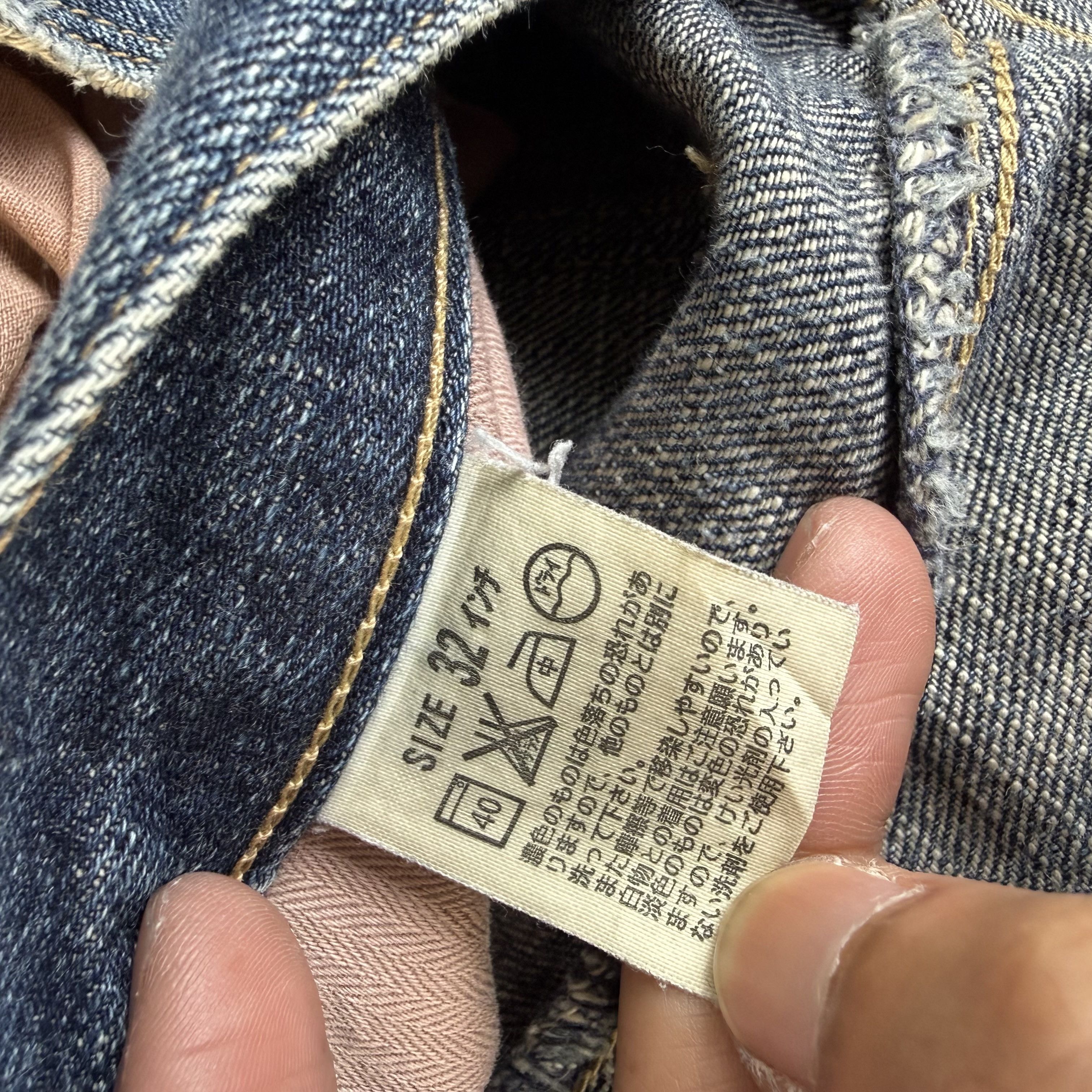 Levi's Vintage Clothing Vintage Levi's 553 Stone Wash Faded Denim Jeans Size US 33 - 12 Thumbnail