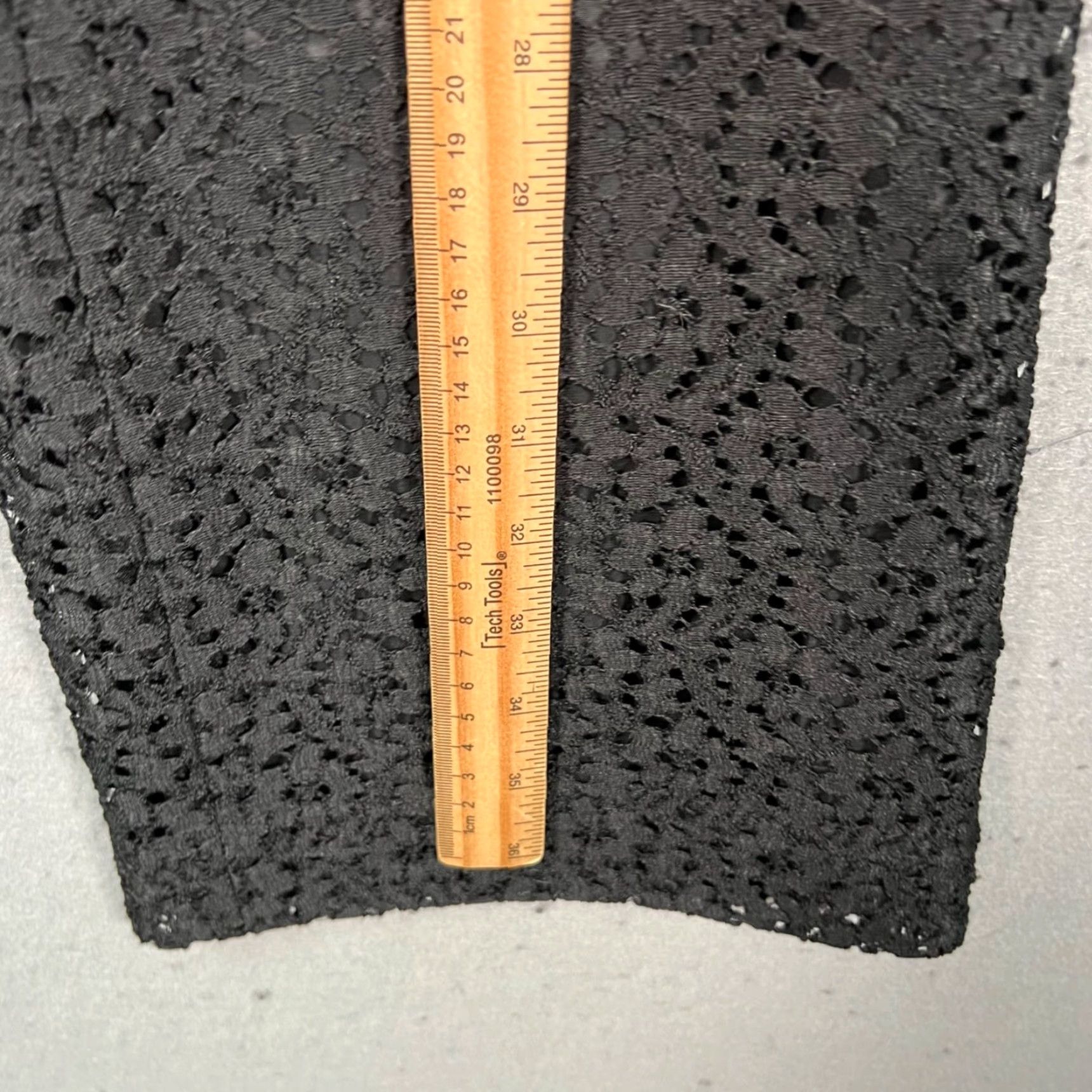 Vintage Cache Womens Pants 4 Black Eyelet Flare Wide-Leg High Rise Cotton Acetate Dress Pants Womens High Rise Flared 29in Inseam Size 27" / US 4 / IT 40 - 6 Thumbnail