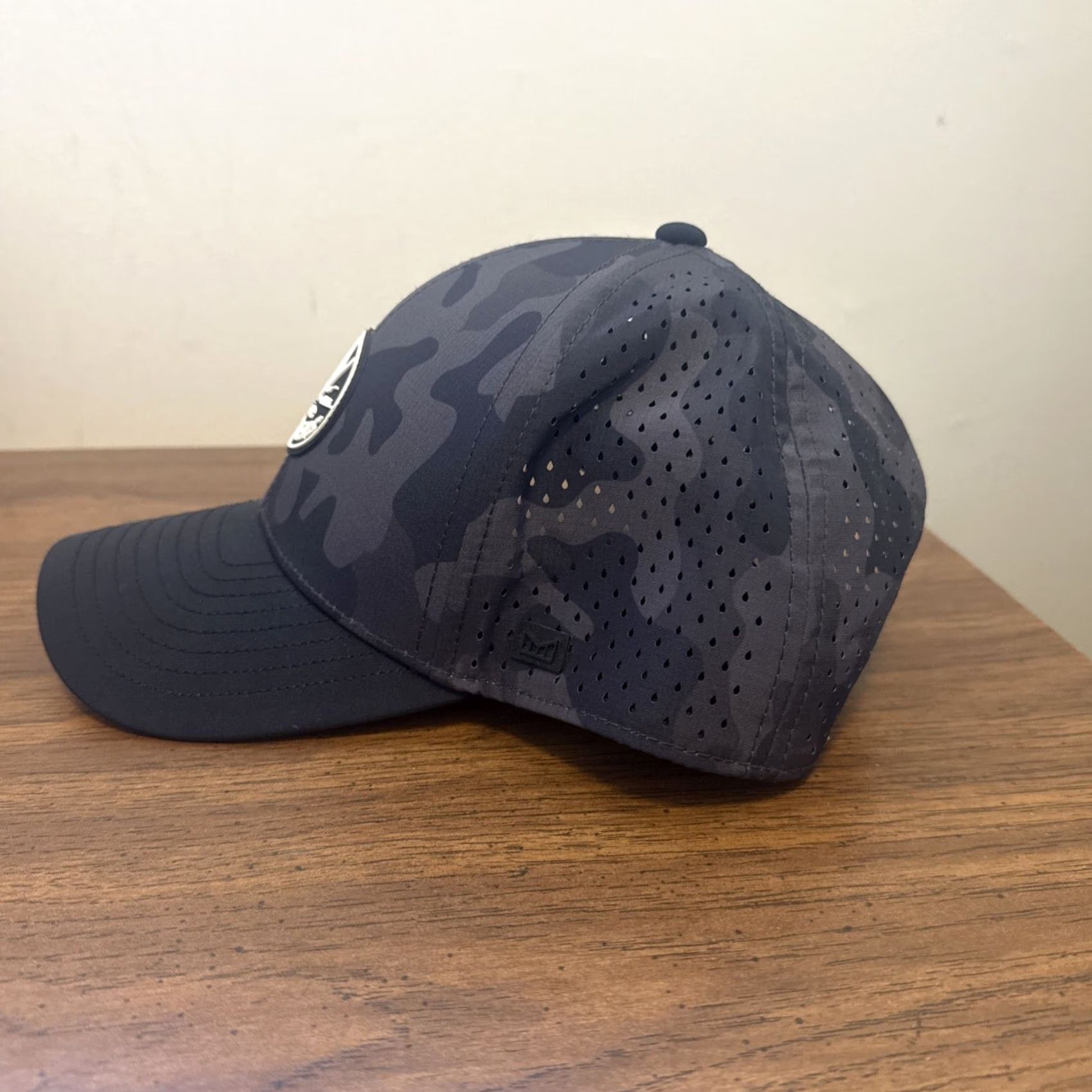 melin Melin Hat A Game Hydro Gray Camo Snapback New York Isanders Camouflage Men One Size Gray Mens Hat Size ONE SIZE - 3 Thumbnail